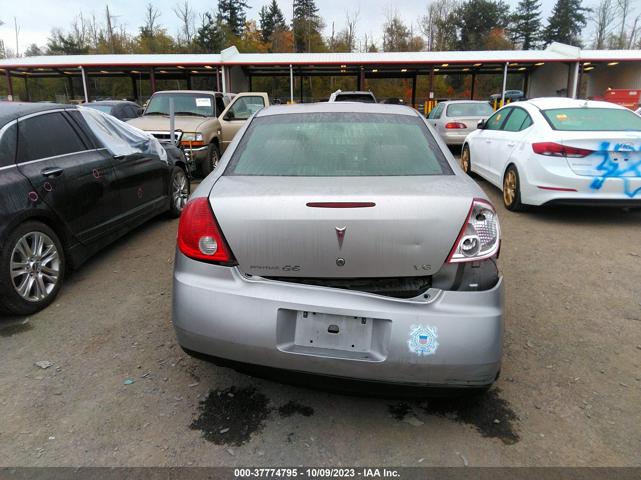 Photo 15 VIN: 1G2ZG528054154005 - PONTIAC G6 