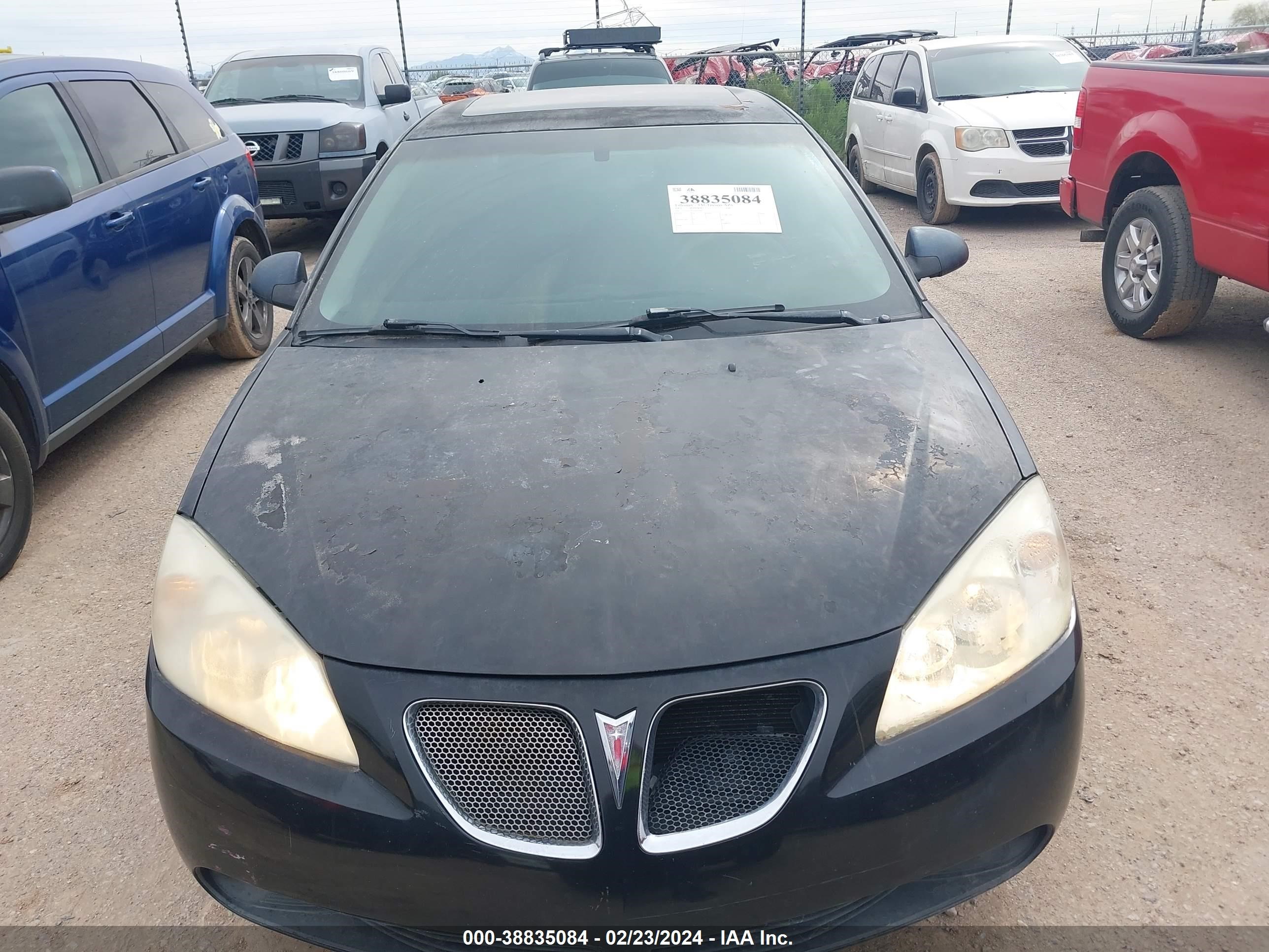 Photo 5 VIN: 1G2ZG528354153365 - PONTIAC G6 