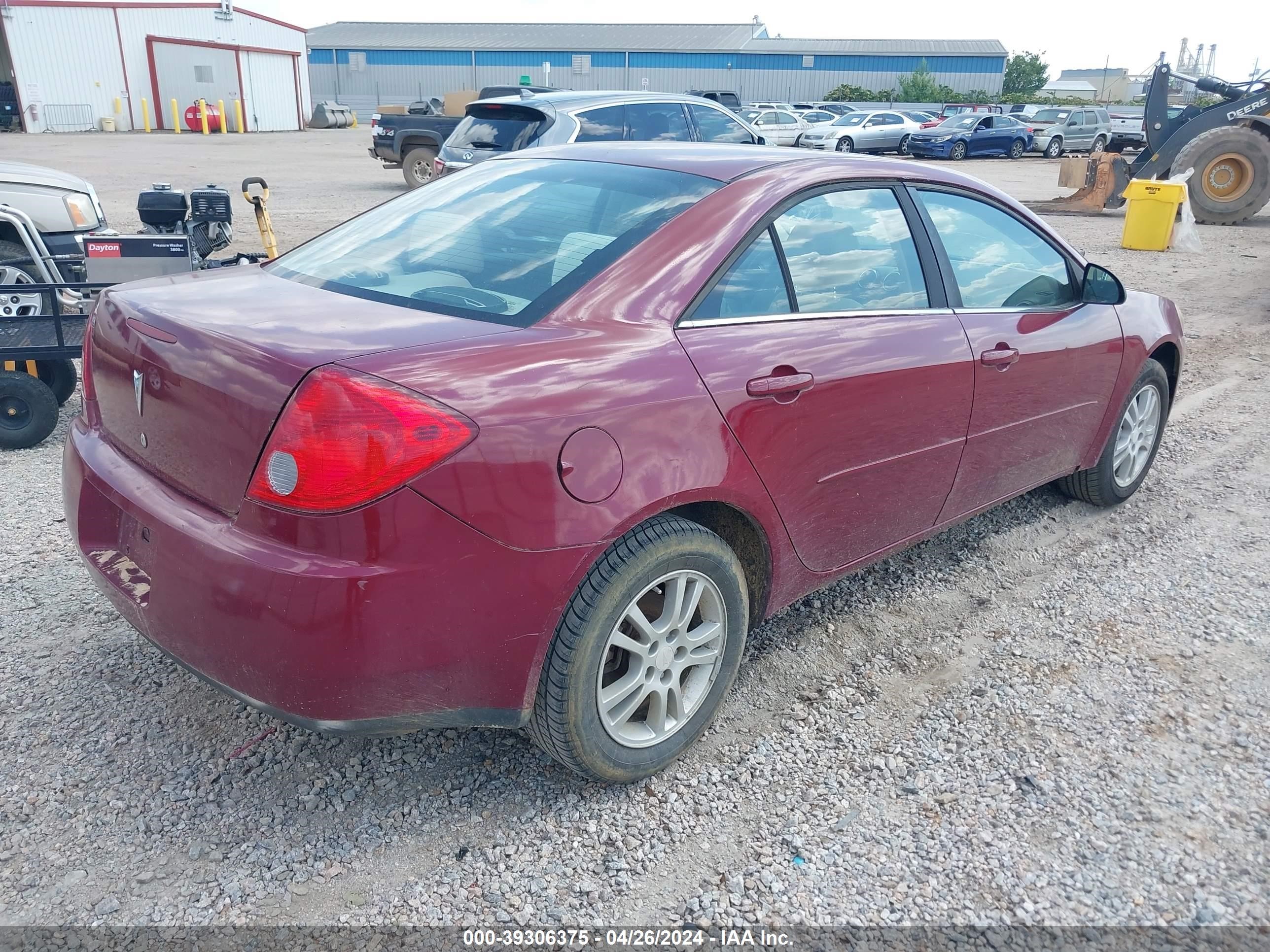 Photo 3 VIN: 1G2ZG528454173916 - PONTIAC G6 