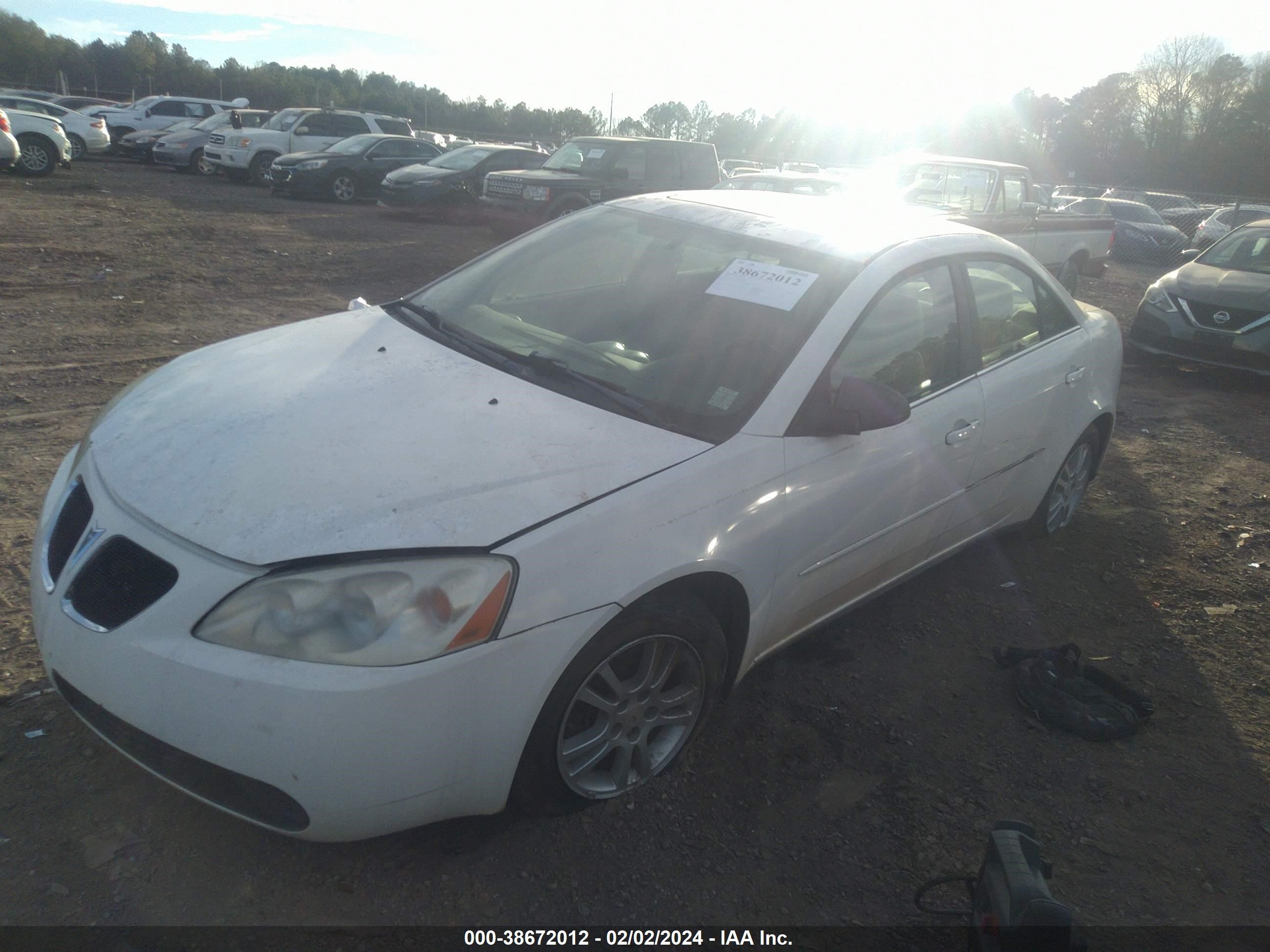 Photo 12 VIN: 1G2ZG528954143827 - PONTIAC G6 