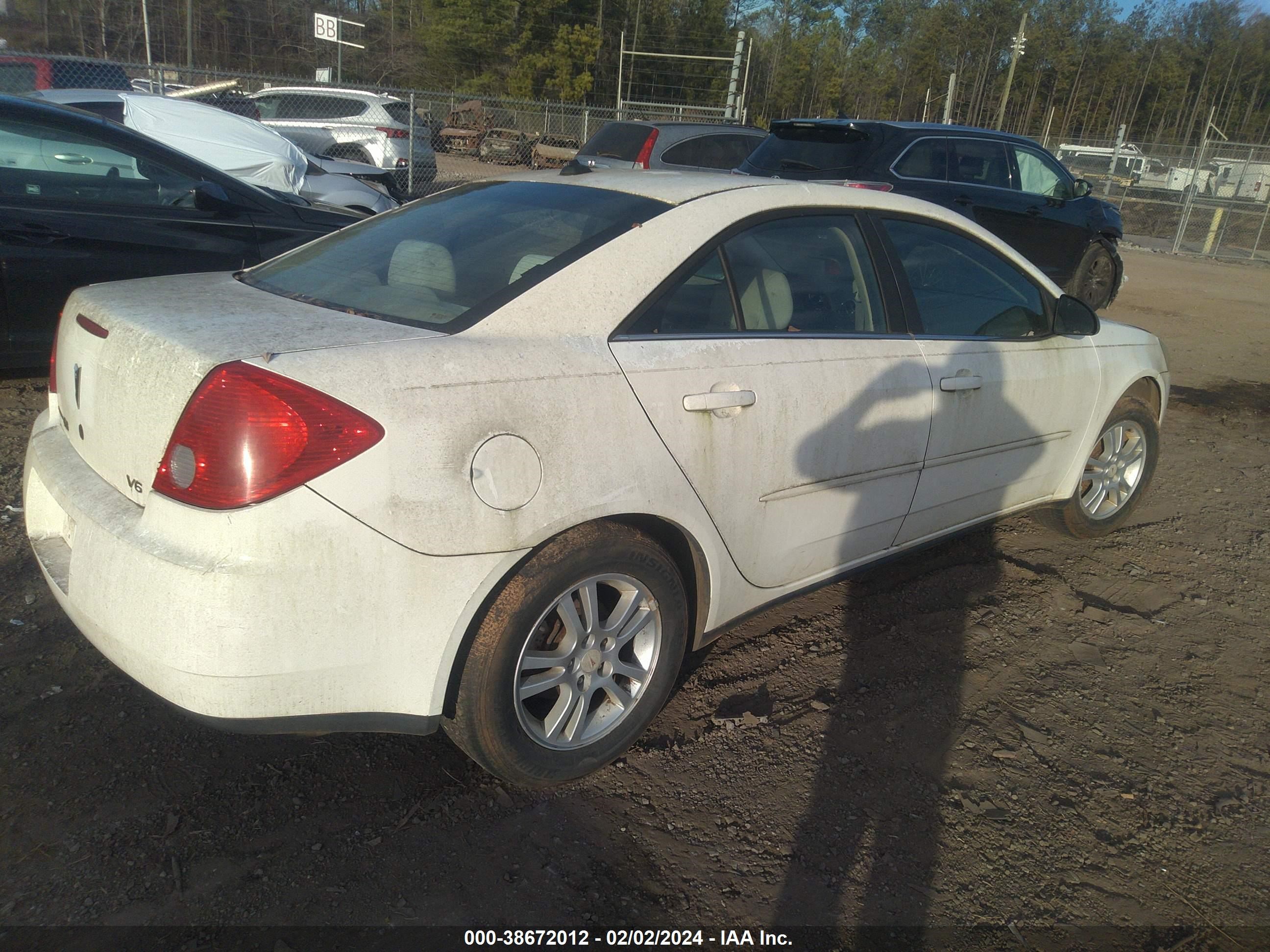 Photo 14 VIN: 1G2ZG528954143827 - PONTIAC G6 