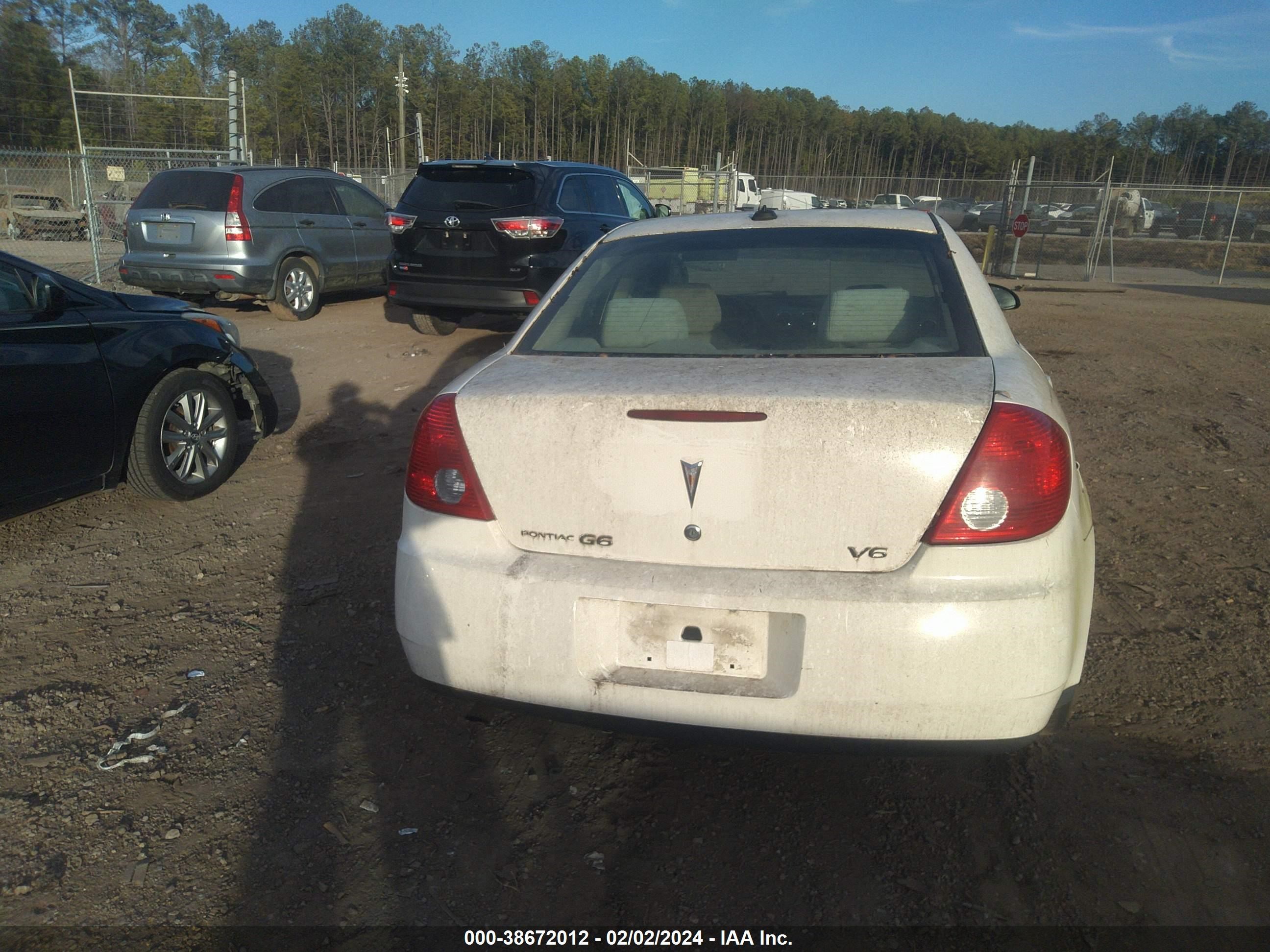 Photo 15 VIN: 1G2ZG528954143827 - PONTIAC G6 