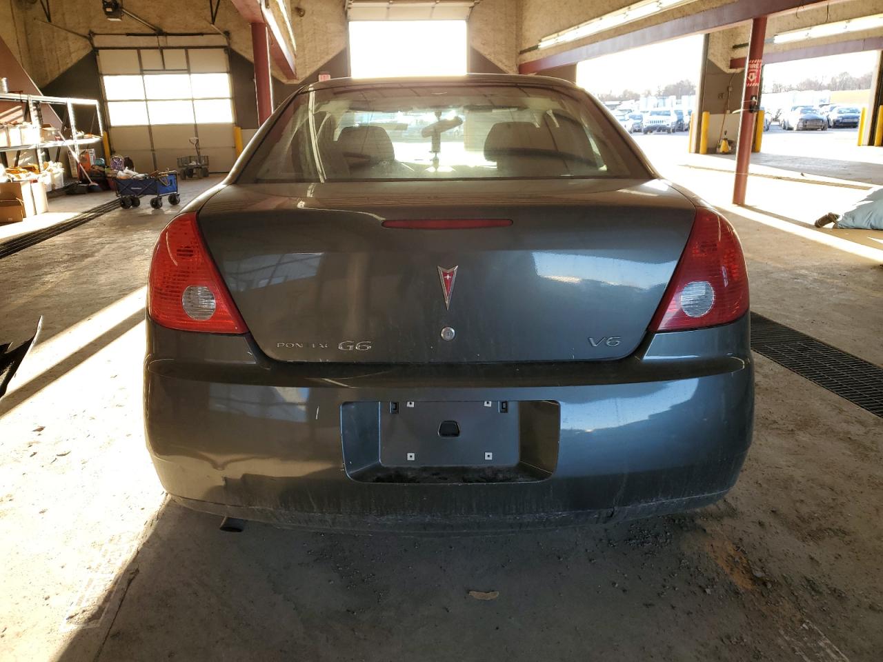 Photo 5 VIN: 1G2ZG528954159106 - PONTIAC G6 