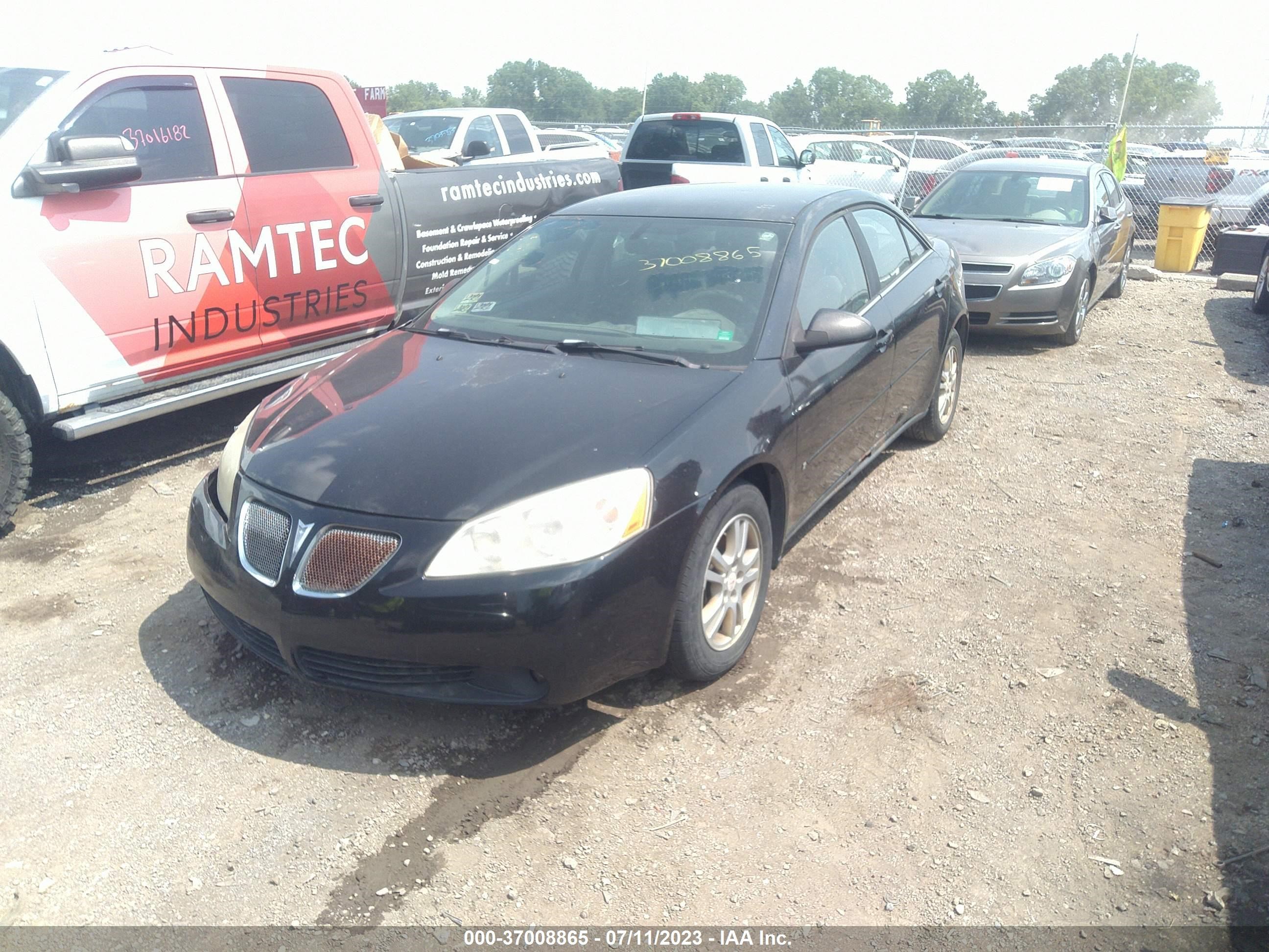 Photo 1 VIN: 1G2ZG558064195215 - PONTIAC G6 