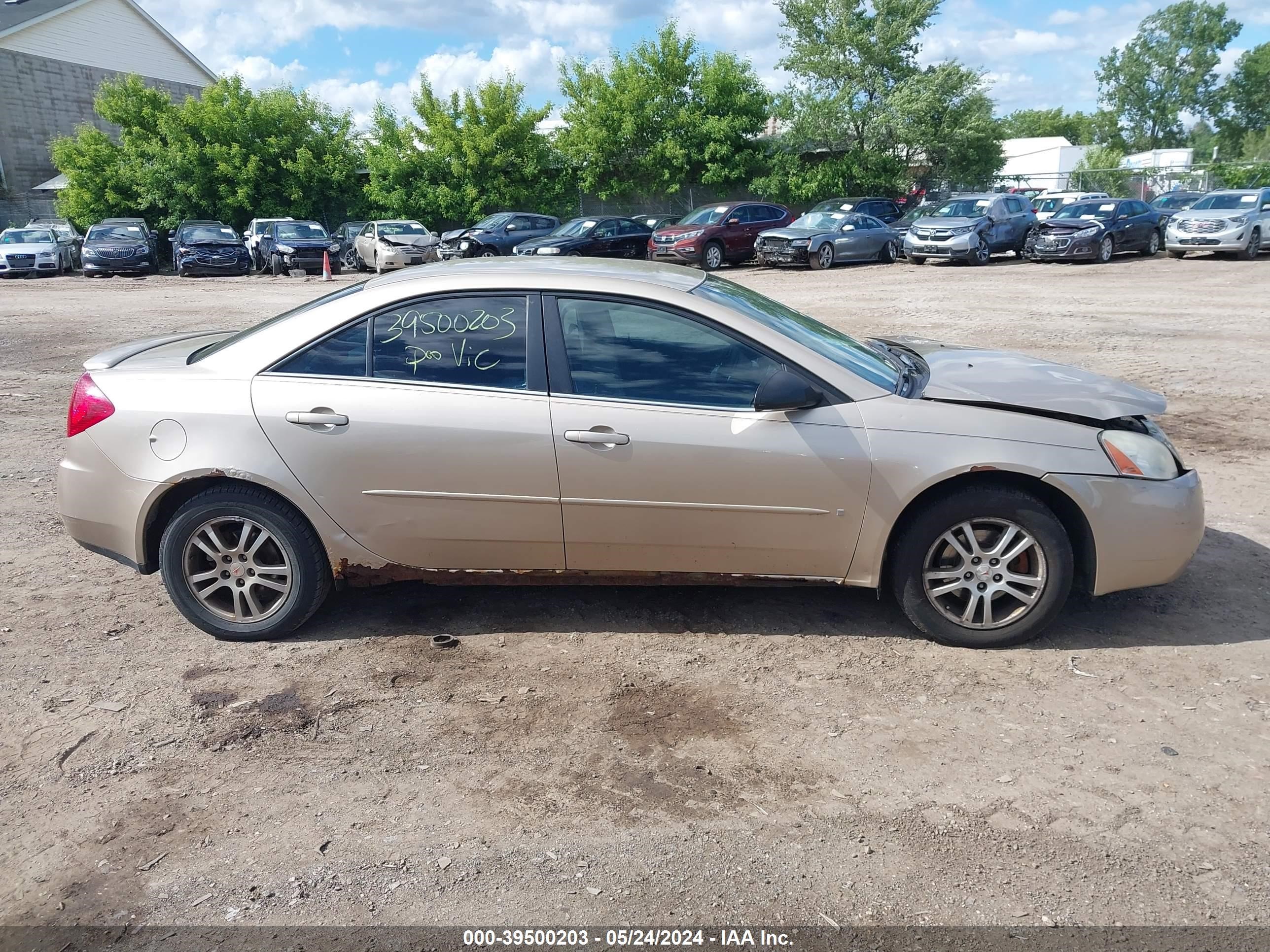 Photo 11 VIN: 1G2ZG558064232084 - PONTIAC G6 