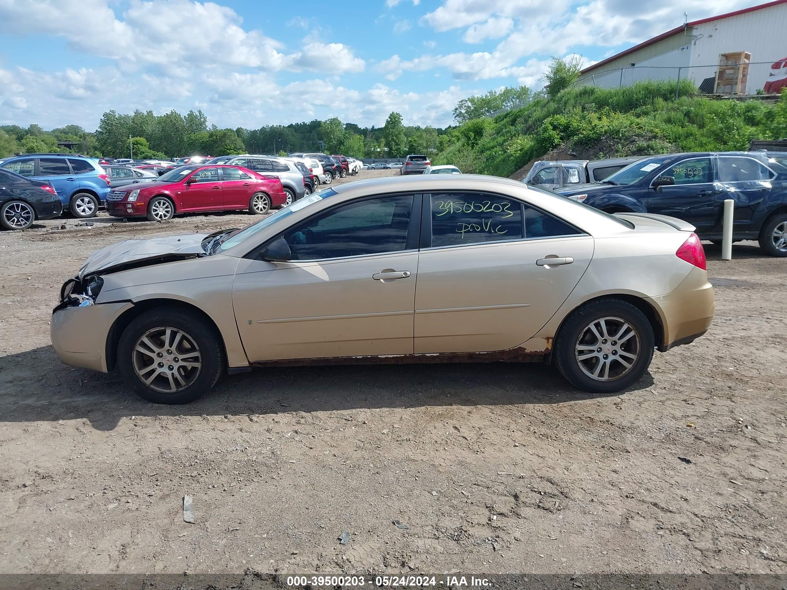 Photo 12 VIN: 1G2ZG558064232084 - PONTIAC G6 