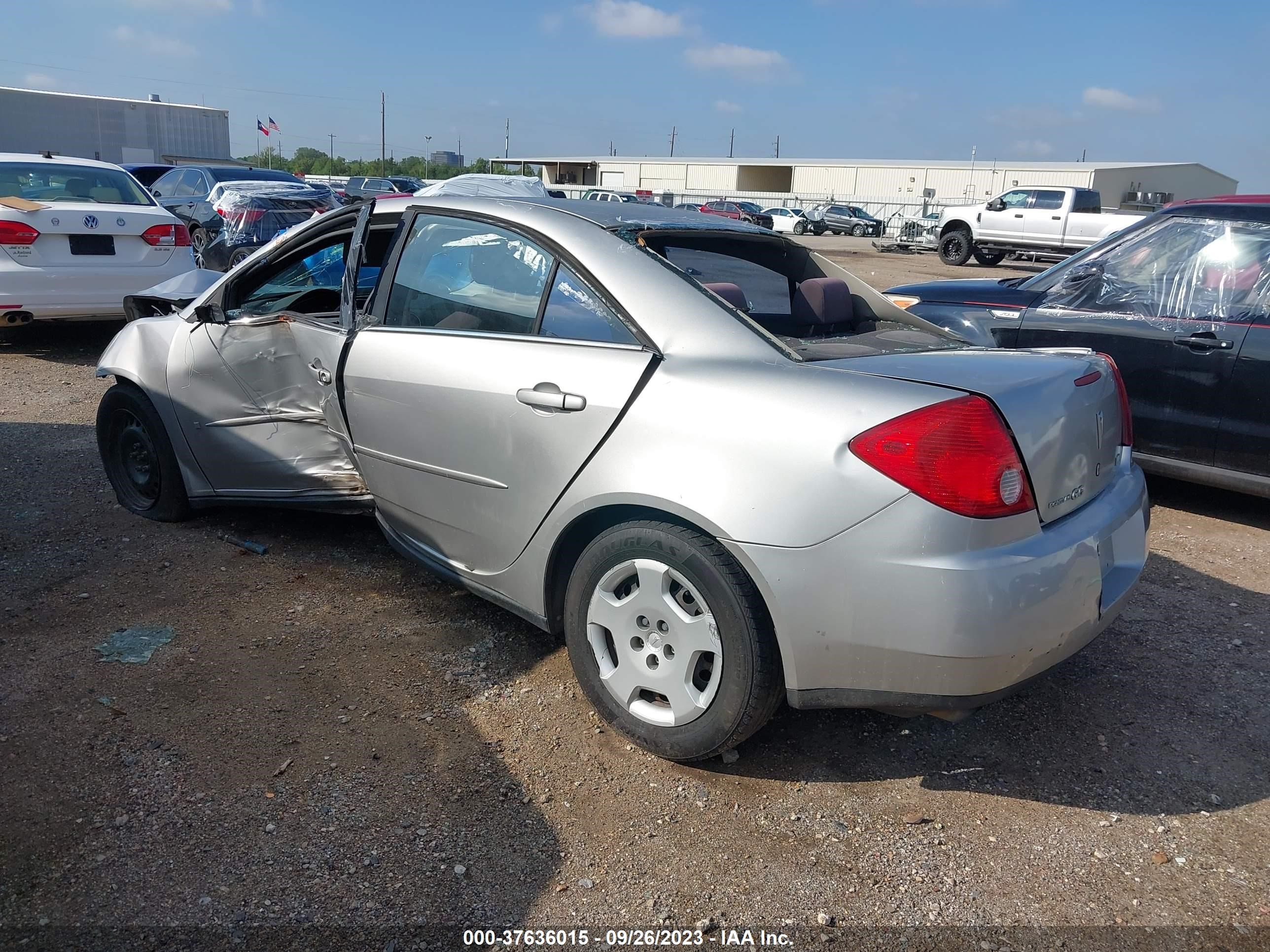 Photo 2 VIN: 1G2ZG558264220955 - PONTIAC G6 