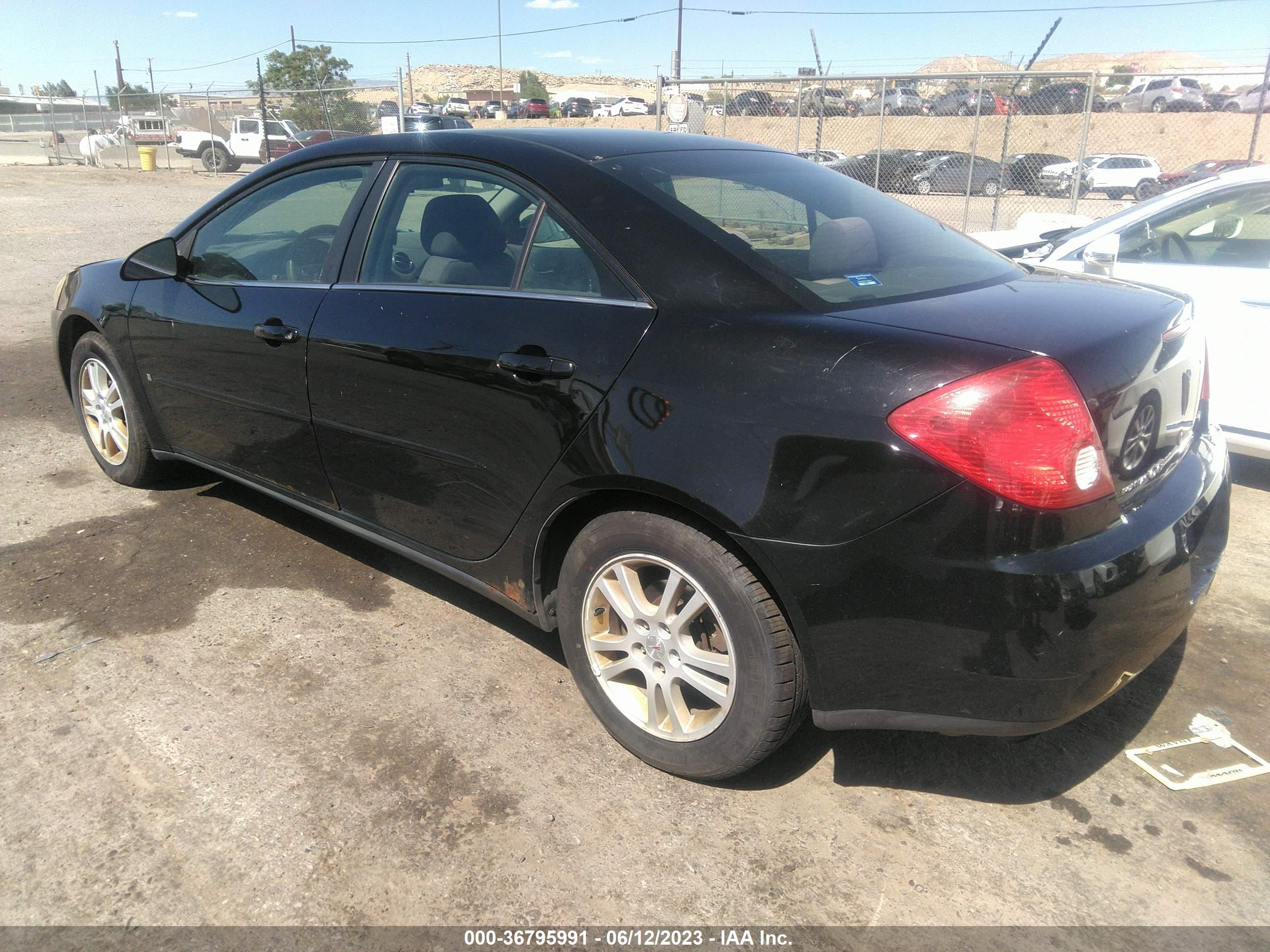 Photo 2 VIN: 1G2ZG558264251476 - PONTIAC G6 