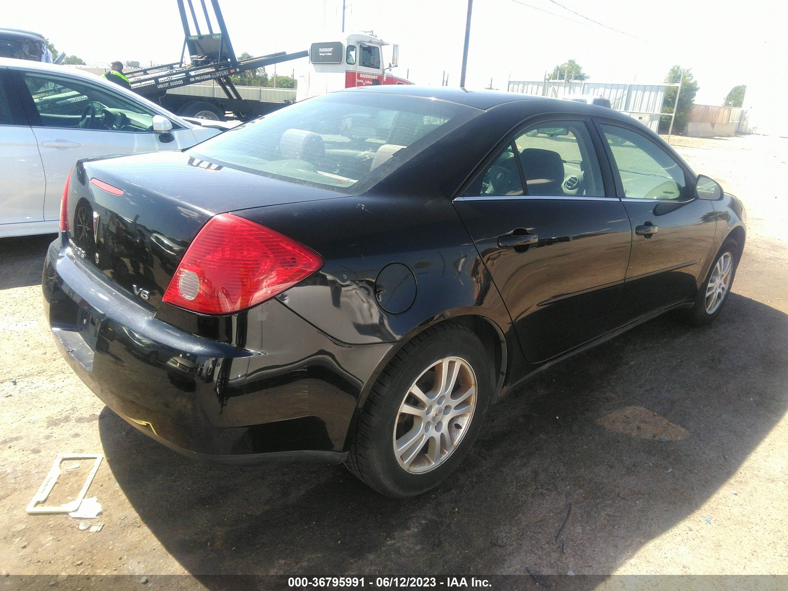 Photo 3 VIN: 1G2ZG558264251476 - PONTIAC G6 