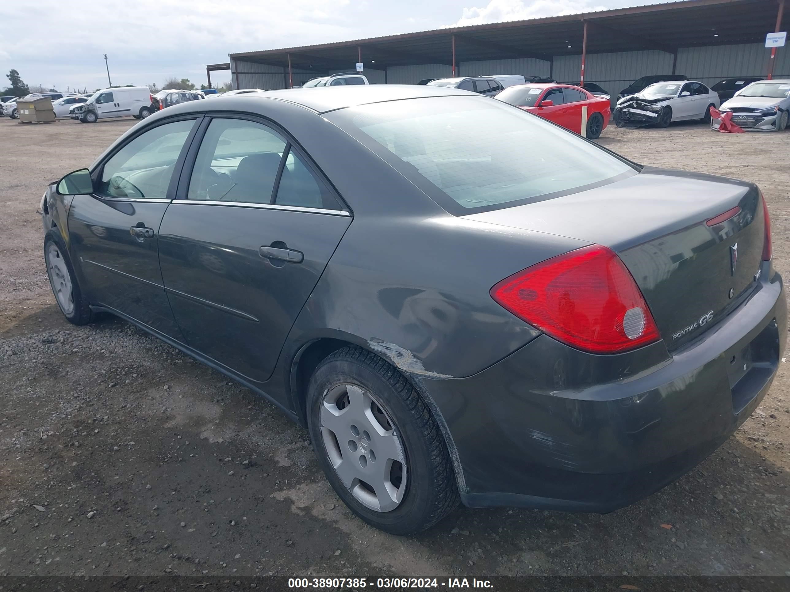 Photo 2 VIN: 1G2ZG558364258162 - PONTIAC G6 