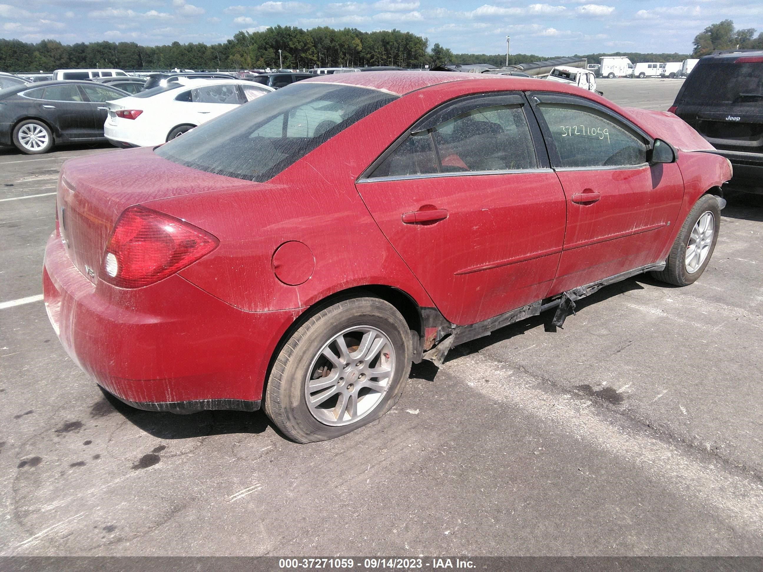 Photo 3 VIN: 1G2ZG558564268384 - PONTIAC G6 