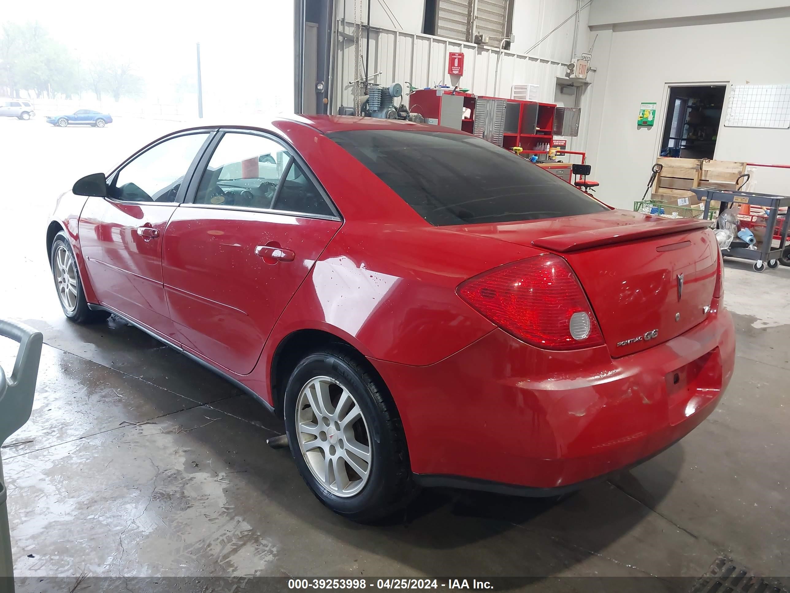 Photo 2 VIN: 1G2ZG558664162445 - PONTIAC G6 