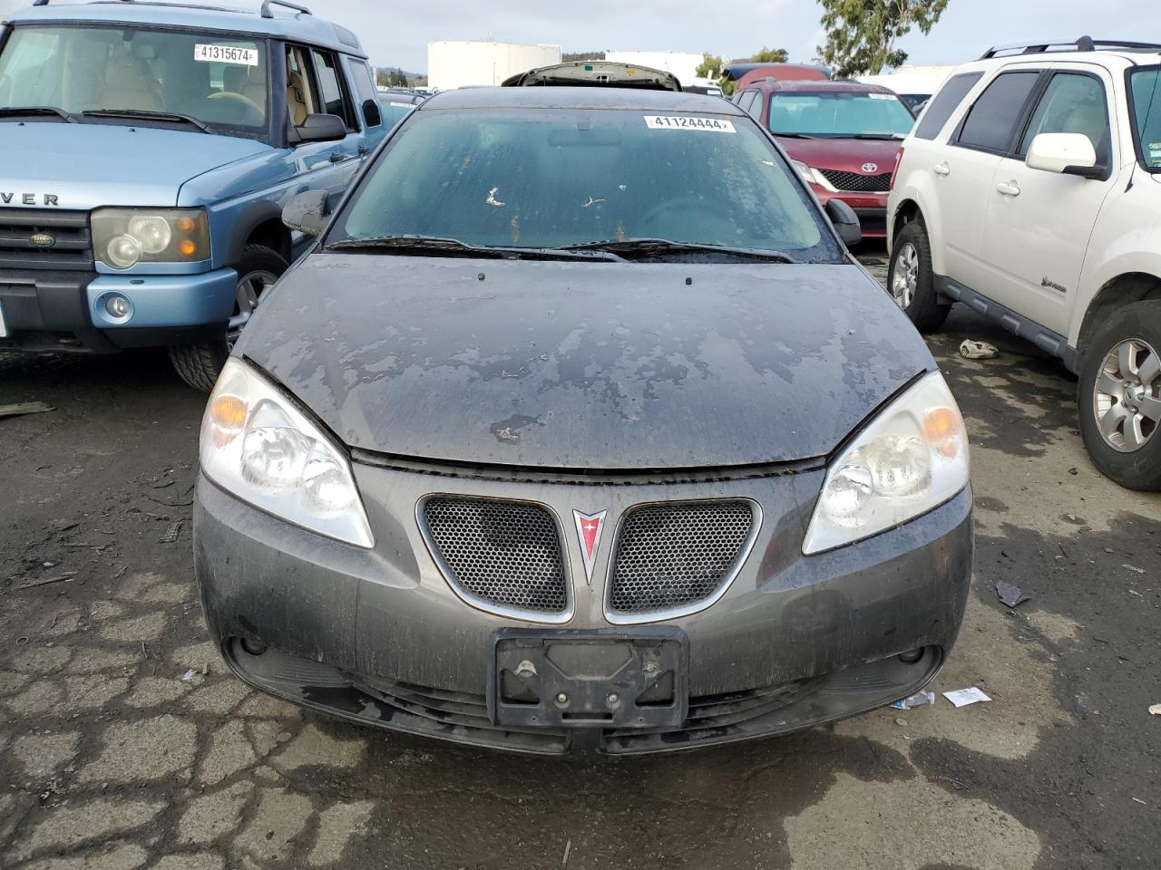 Photo 4 VIN: 1G2ZG558864109228 - PONTIAC G6 