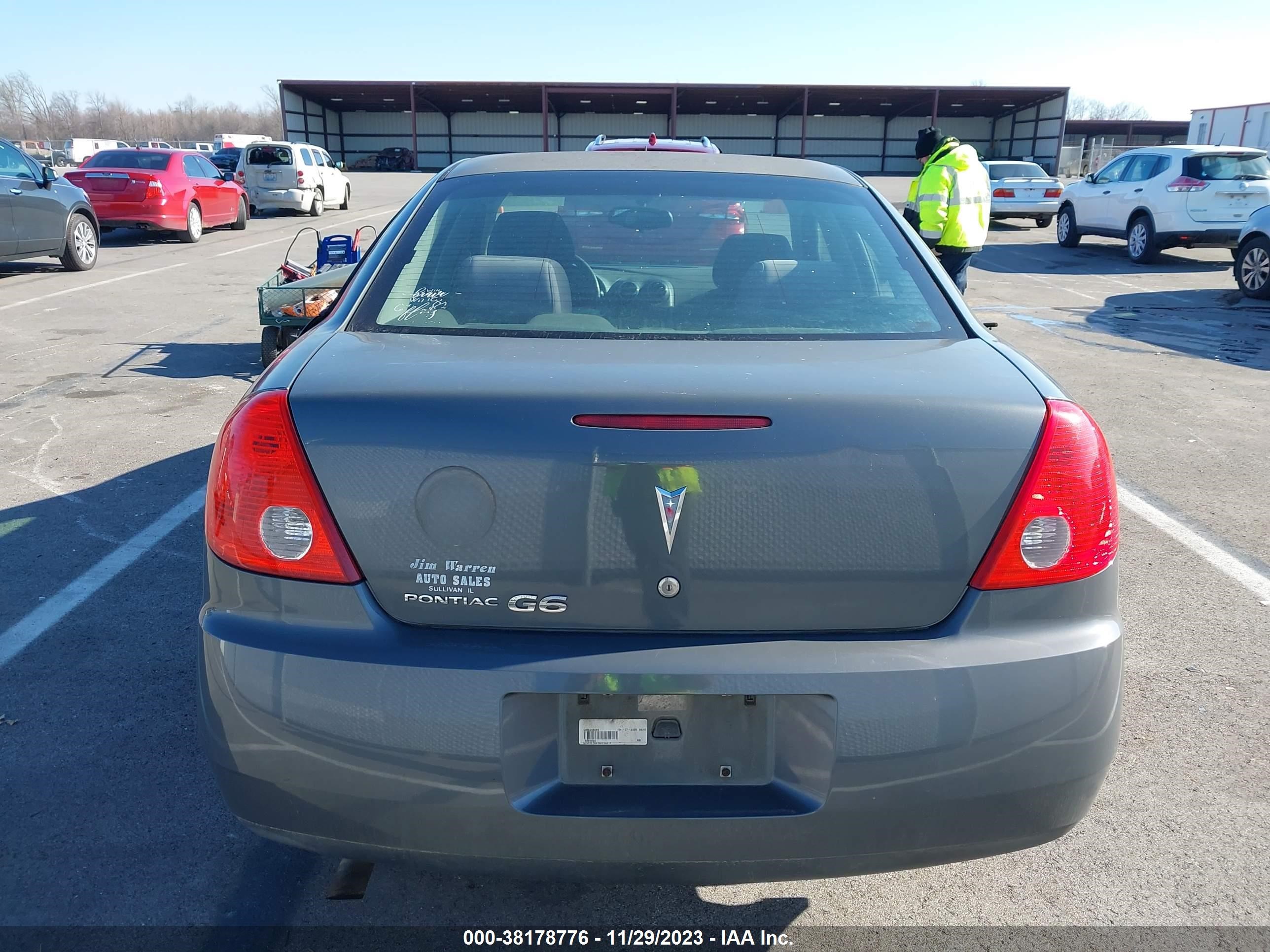 Photo 15 VIN: 1G2ZG57B184260519 - PONTIAC G6 