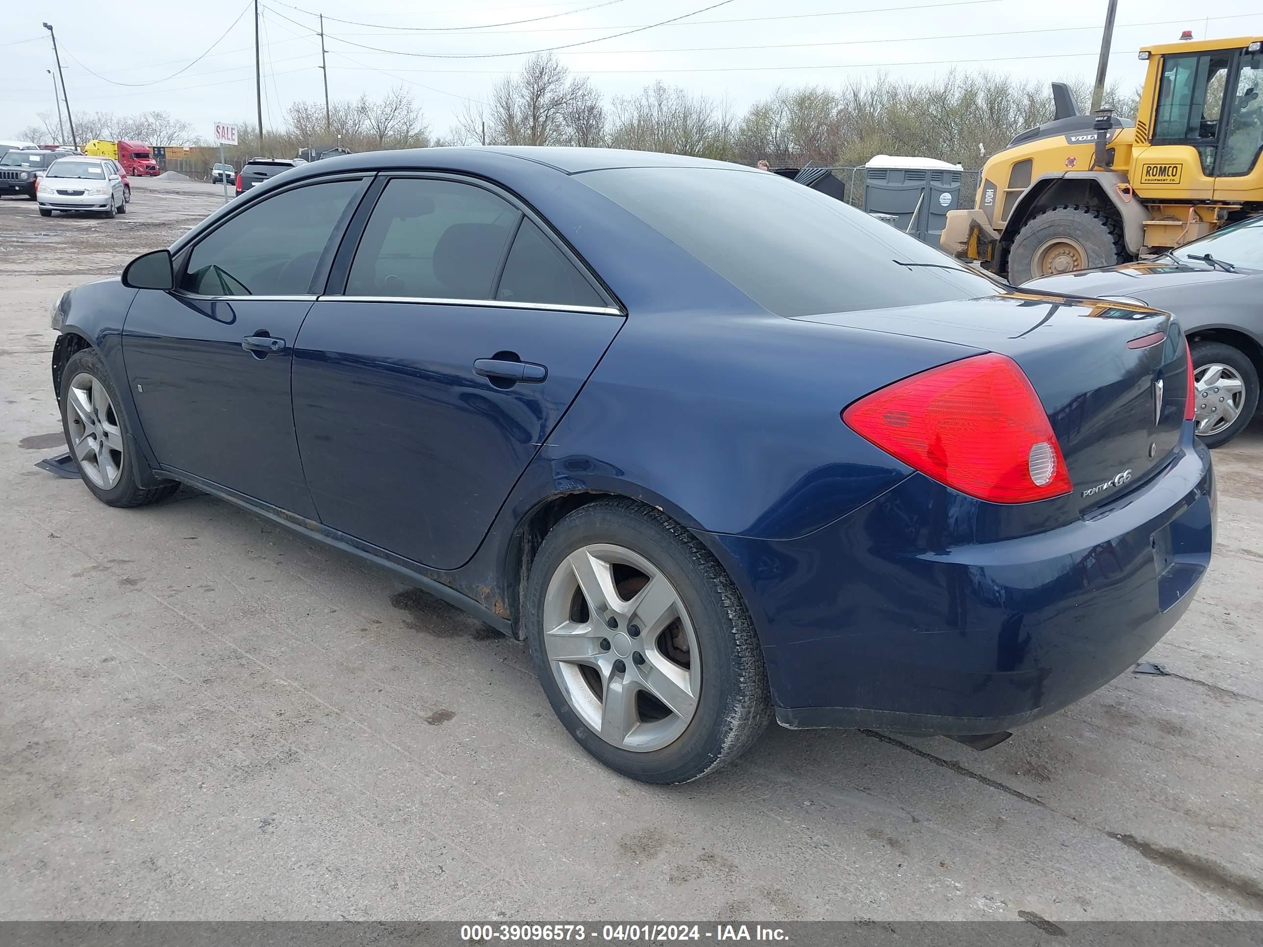 Photo 2 VIN: 1G2ZG57B194137109 - PONTIAC G6 