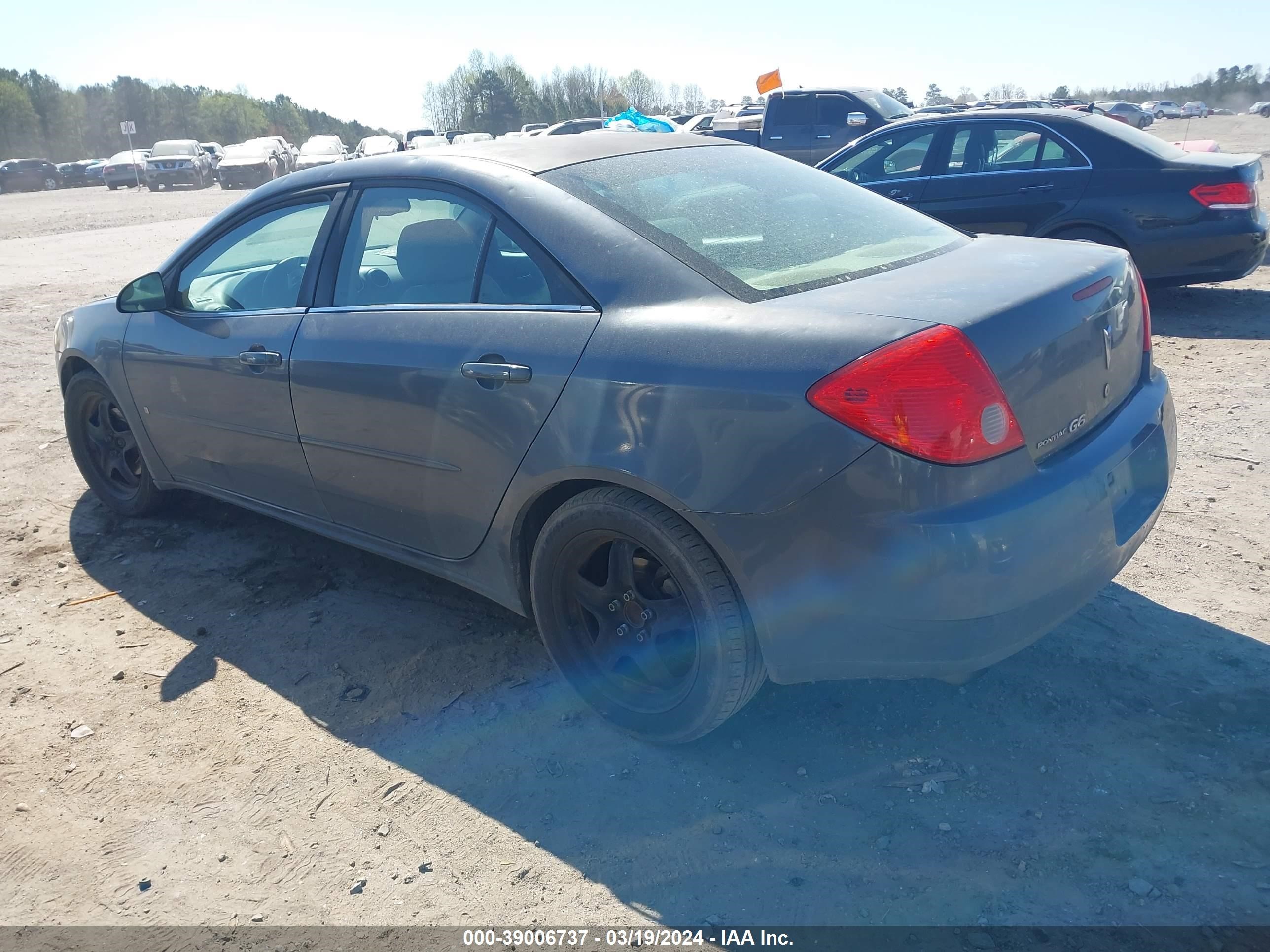 Photo 2 VIN: 1G2ZG57B194160891 - PONTIAC G6 