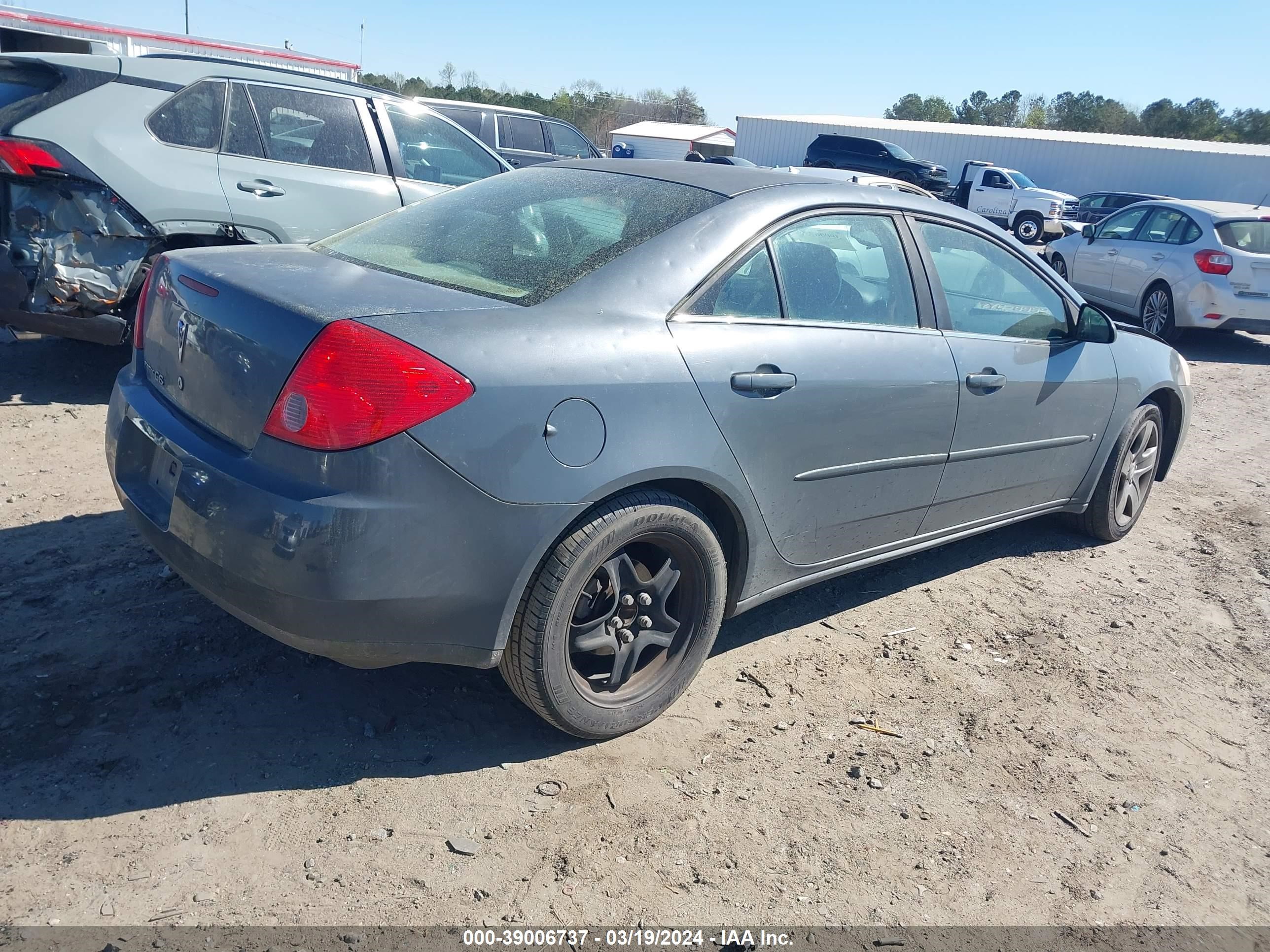 Photo 3 VIN: 1G2ZG57B194160891 - PONTIAC G6 