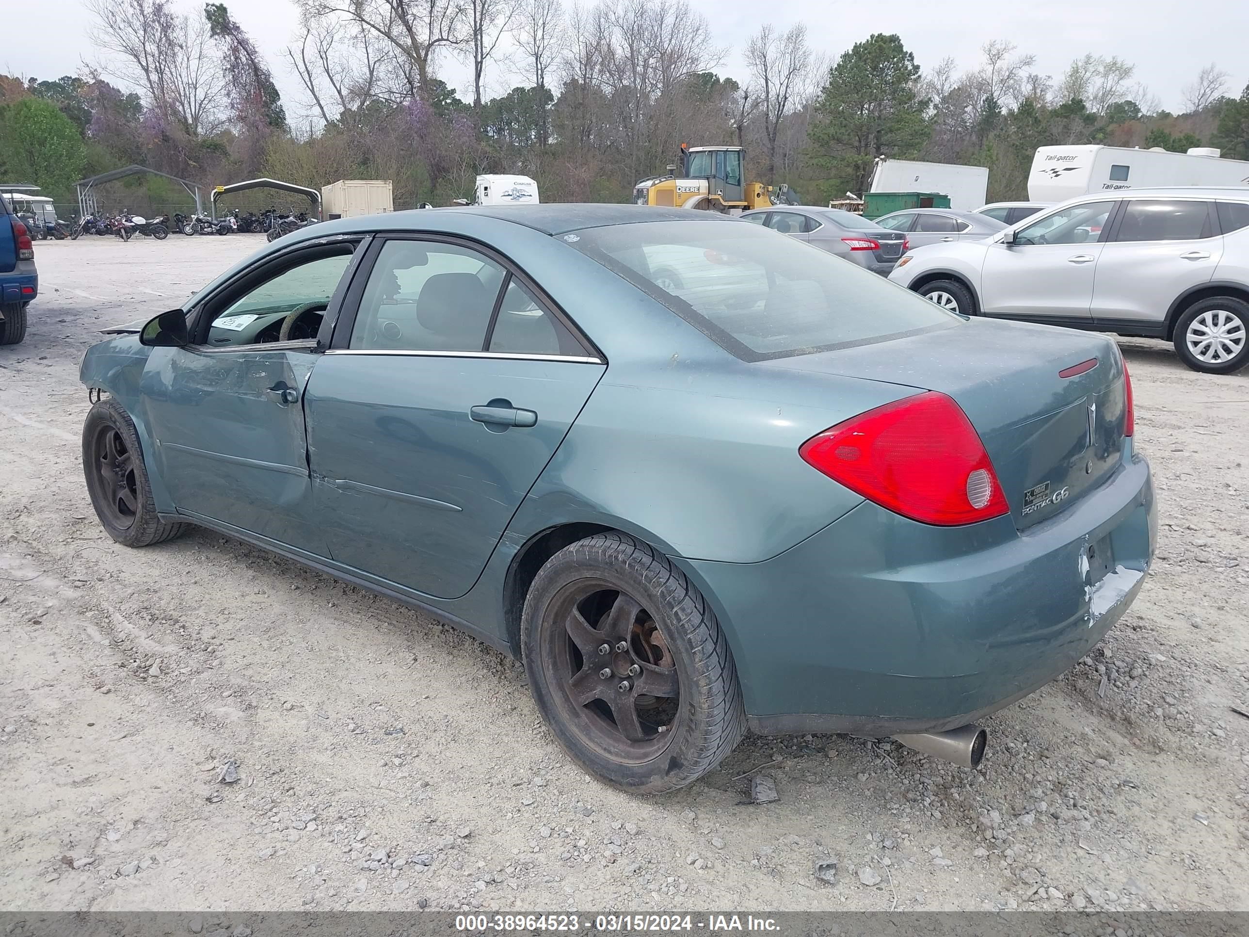 Photo 2 VIN: 1G2ZG57B394132655 - PONTIAC G6 