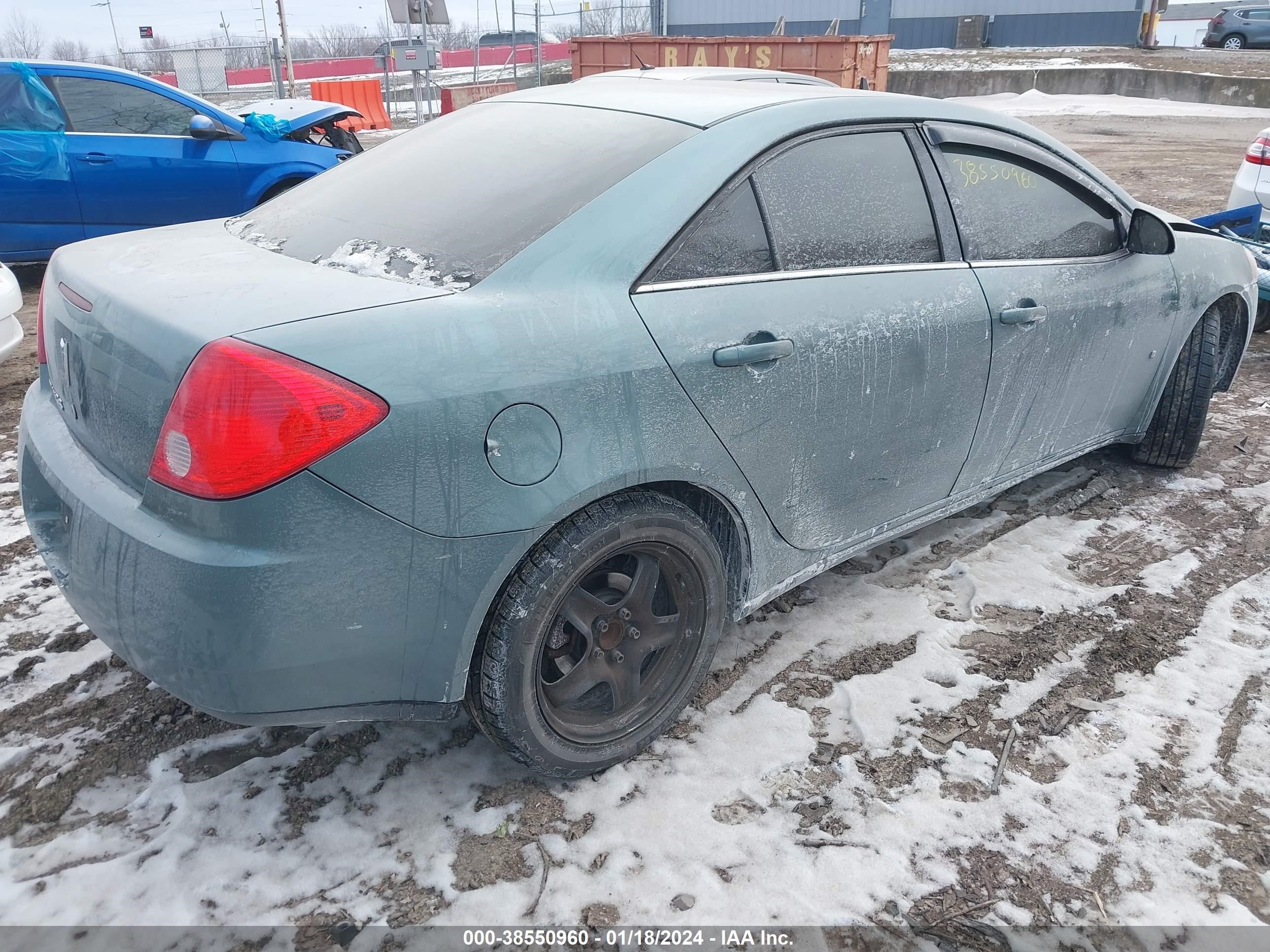 Photo 3 VIN: 1G2ZG57B394136124 - PONTIAC G6 