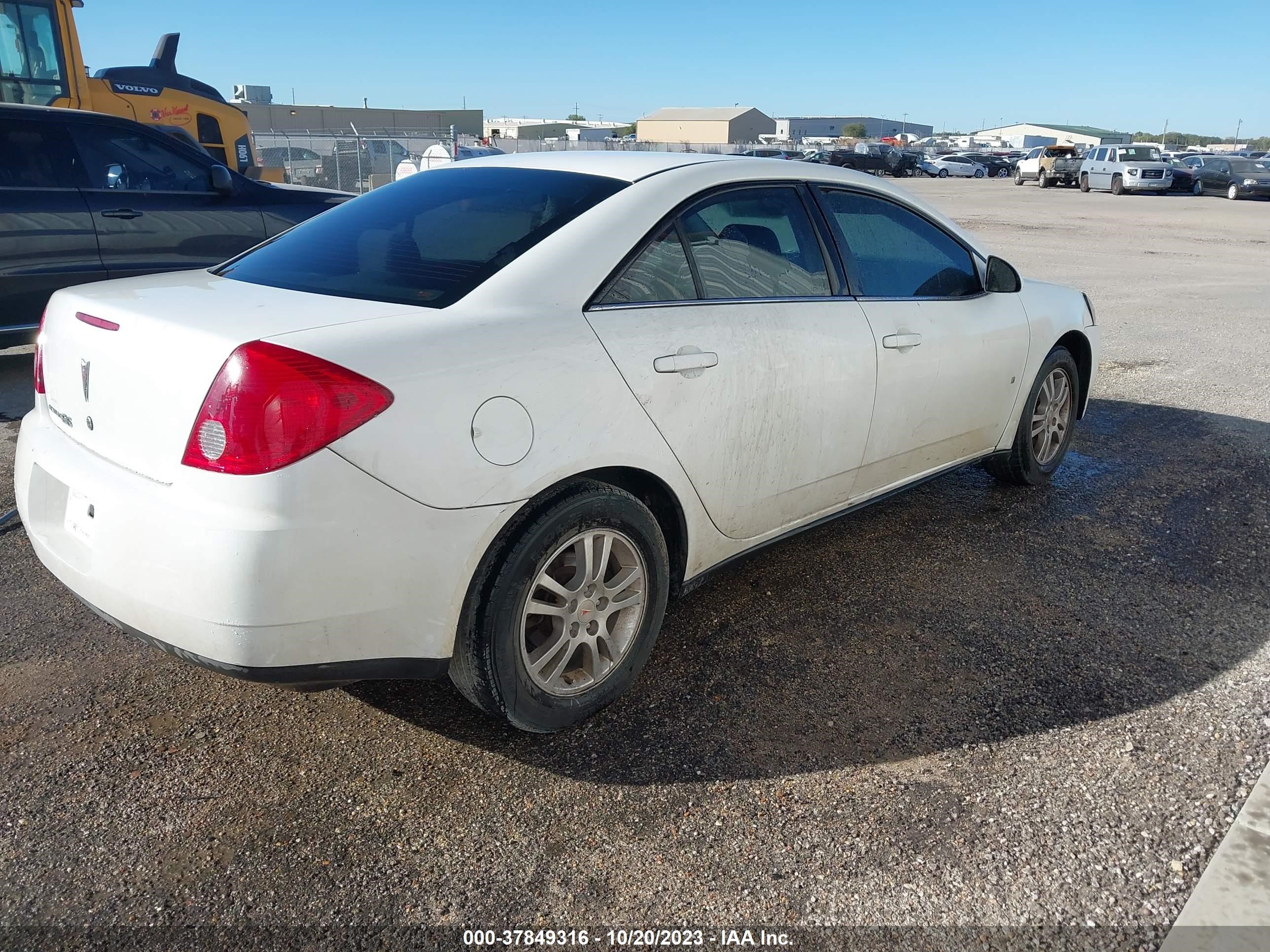 Photo 3 VIN: 1G2ZG57B494171433 - PONTIAC G6 