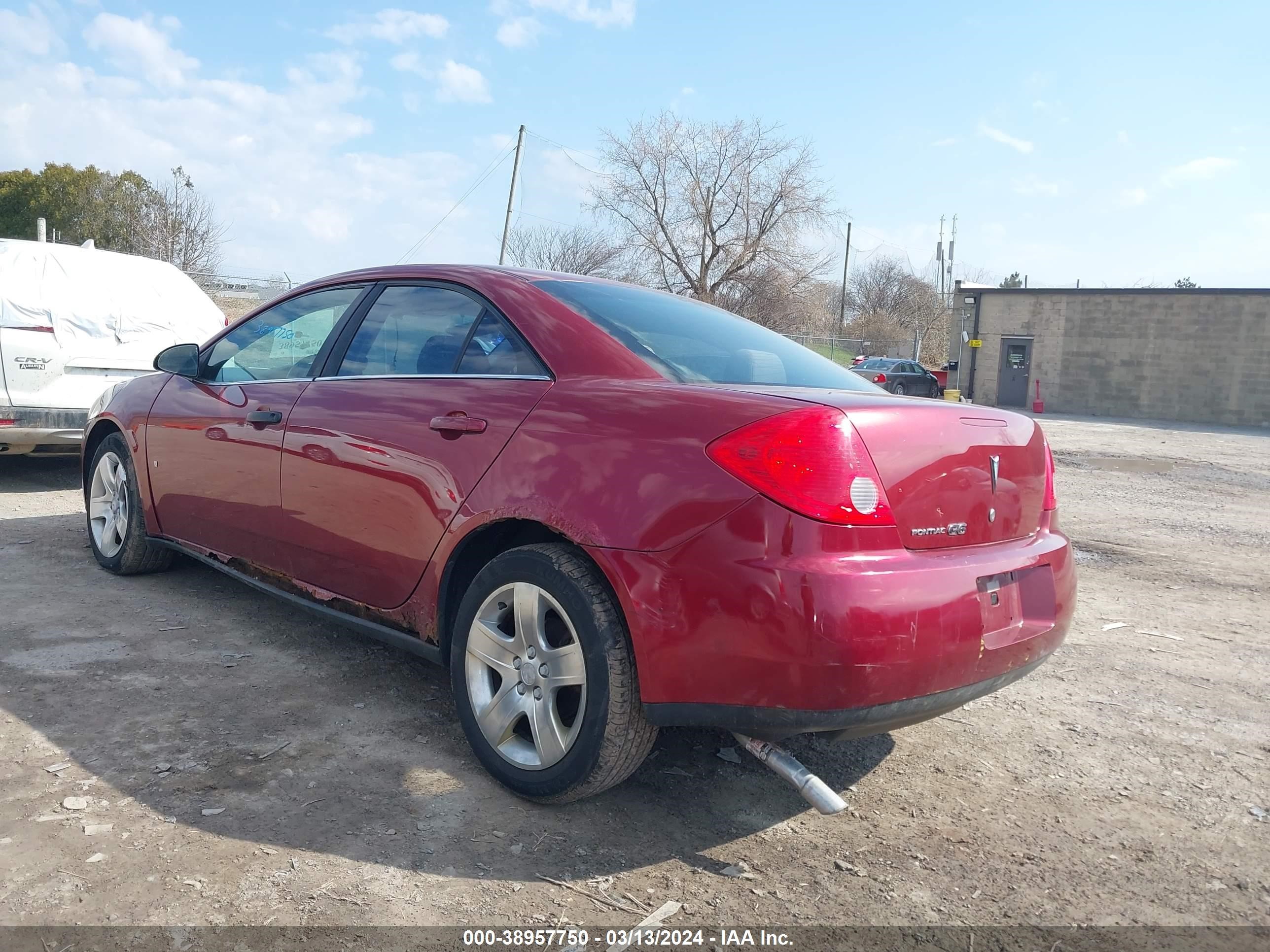 Photo 2 VIN: 1G2ZG57B594137467 - PONTIAC G6 