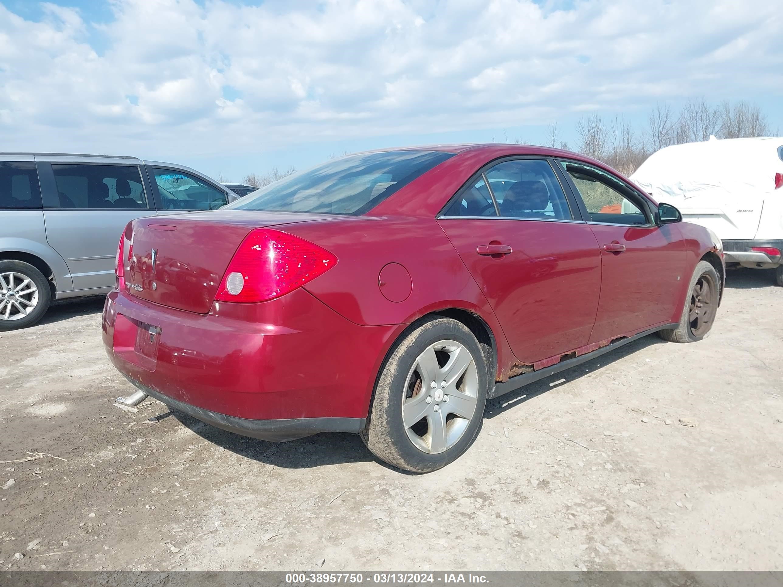 Photo 3 VIN: 1G2ZG57B594137467 - PONTIAC G6 