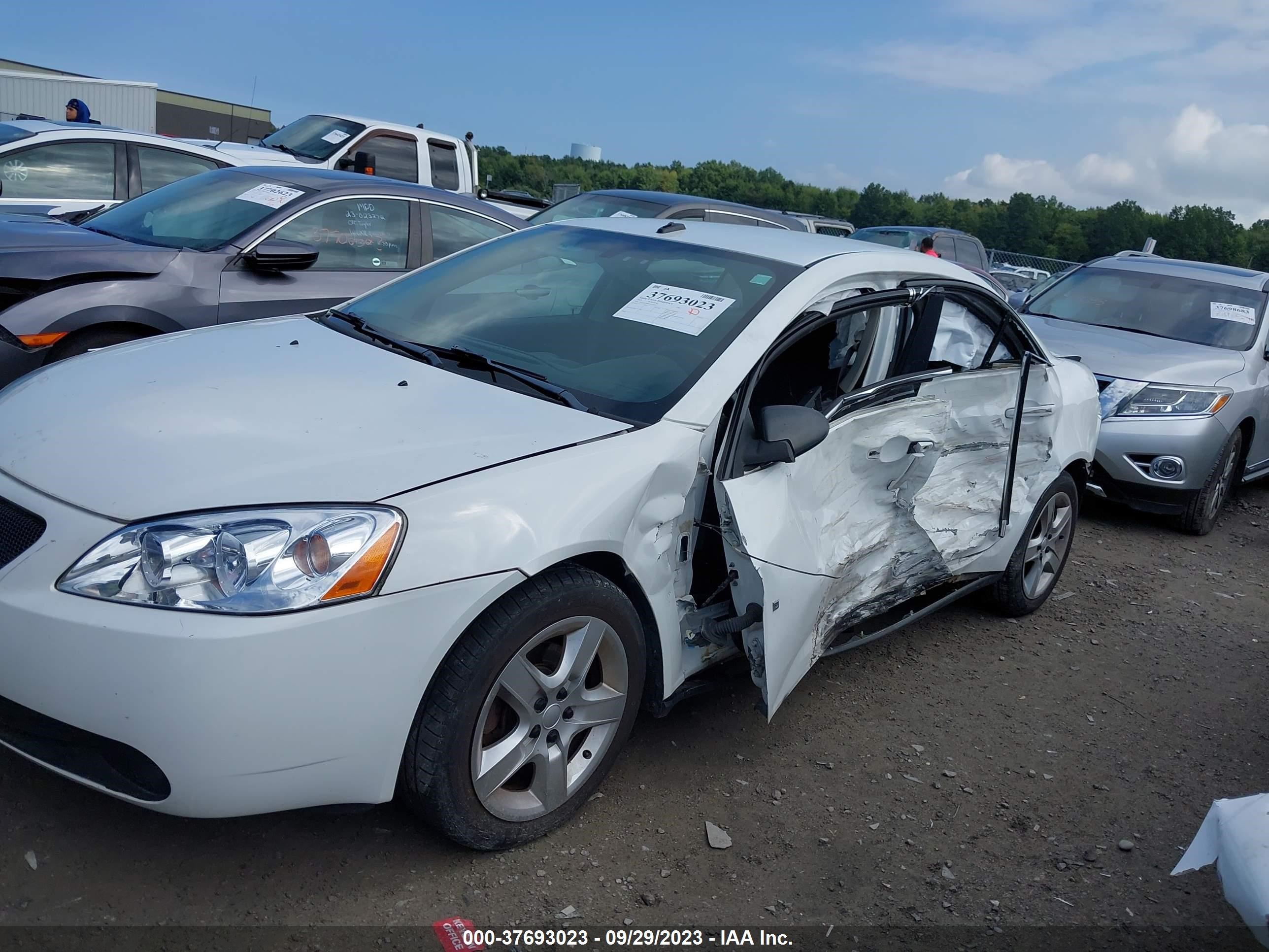 Photo 1 VIN: 1G2ZG57B694205422 - PONTIAC G6 