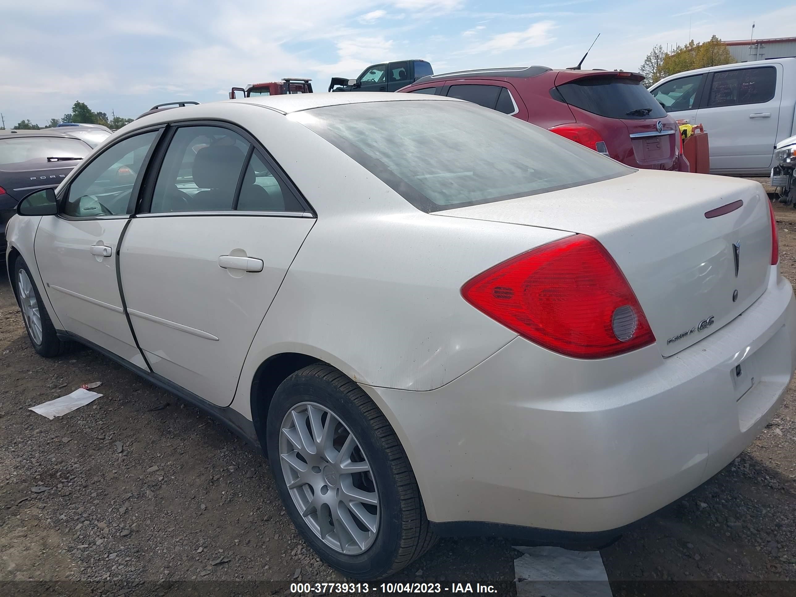 Photo 2 VIN: 1G2ZG57B794165061 - PONTIAC G6 