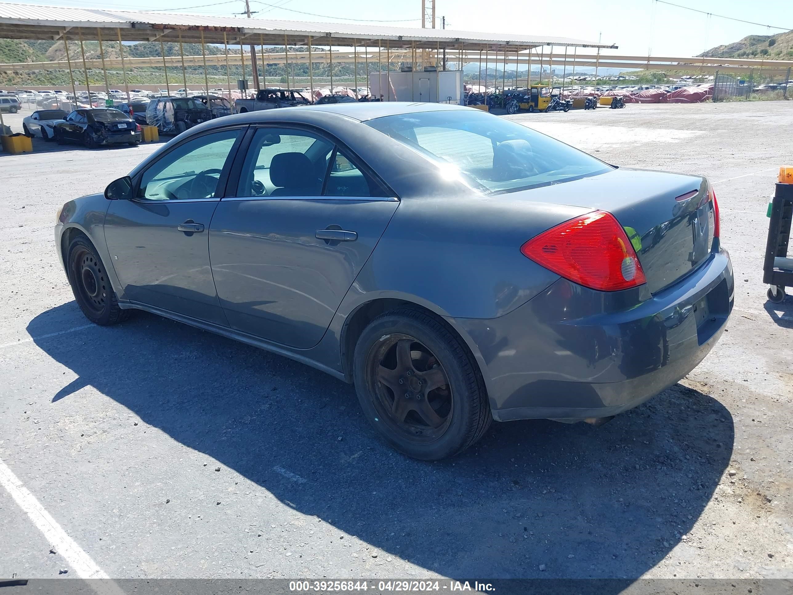 Photo 2 VIN: 1G2ZG57B984145490 - PONTIAC G6 