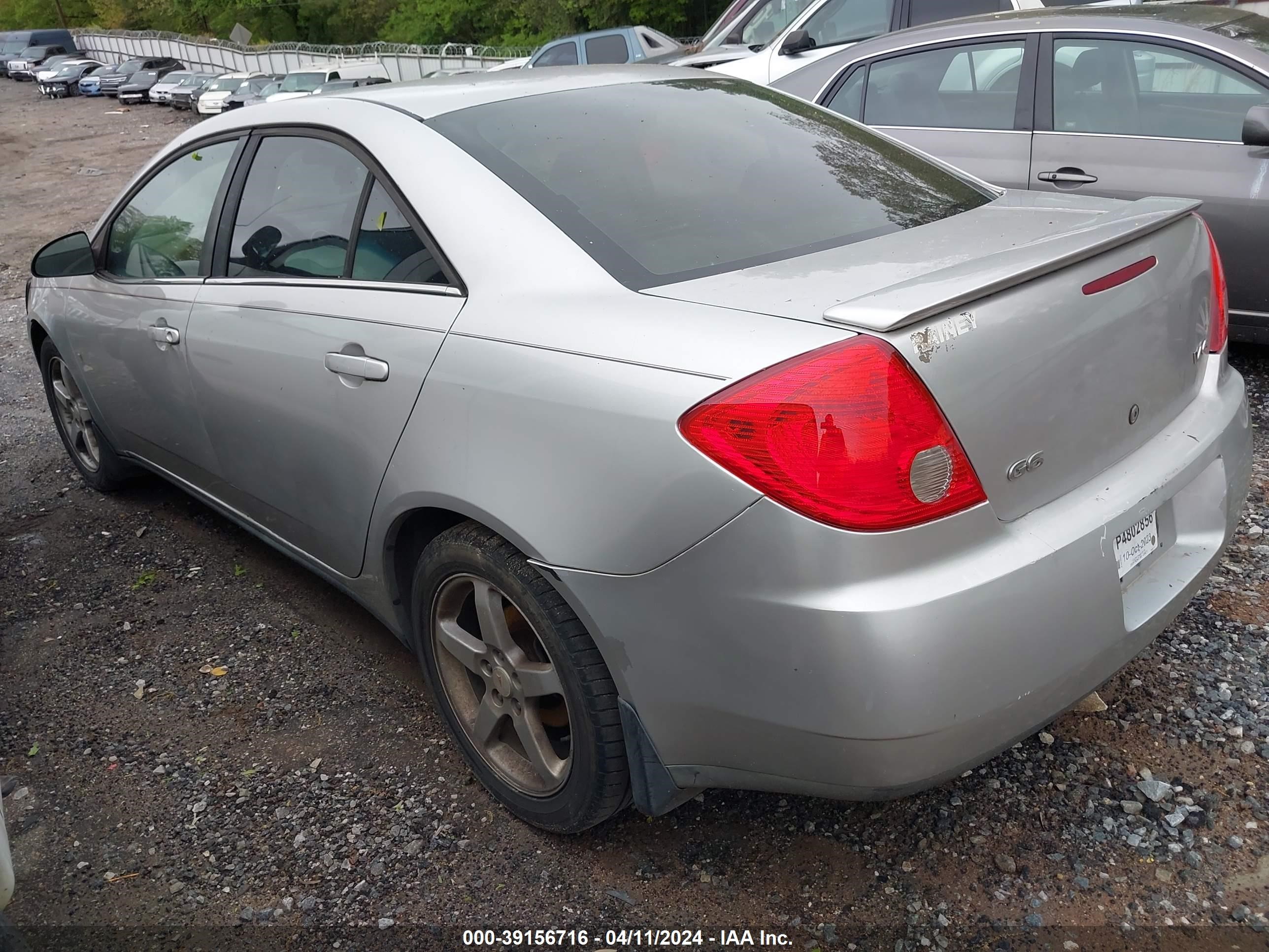 Photo 2 VIN: 1G2ZG57N084196760 - PONTIAC G6 