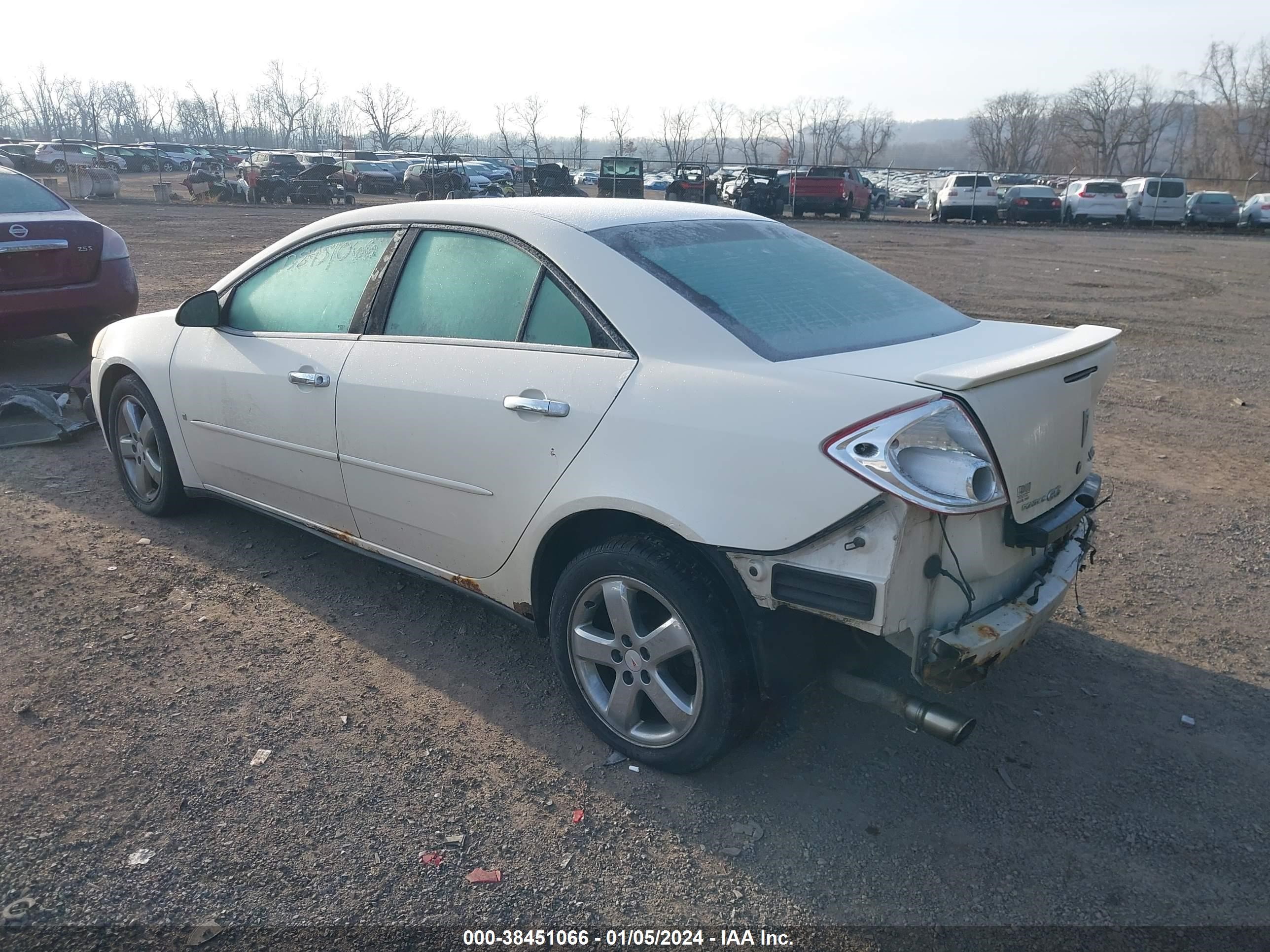 Photo 2 VIN: 1G2ZG57N094124054 - PONTIAC G6 