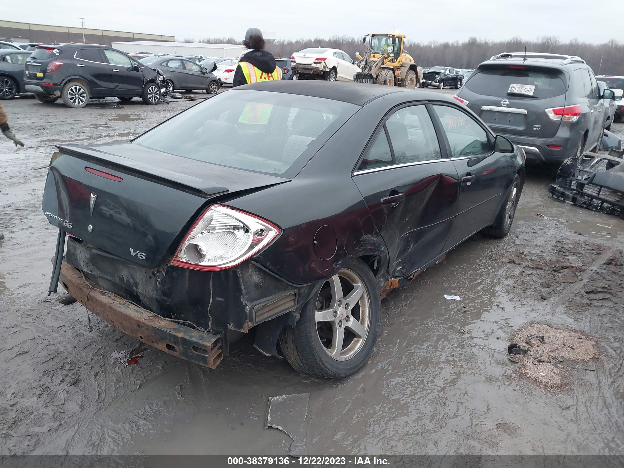 Photo 3 VIN: 1G2ZG57N194112107 - PONTIAC G6 