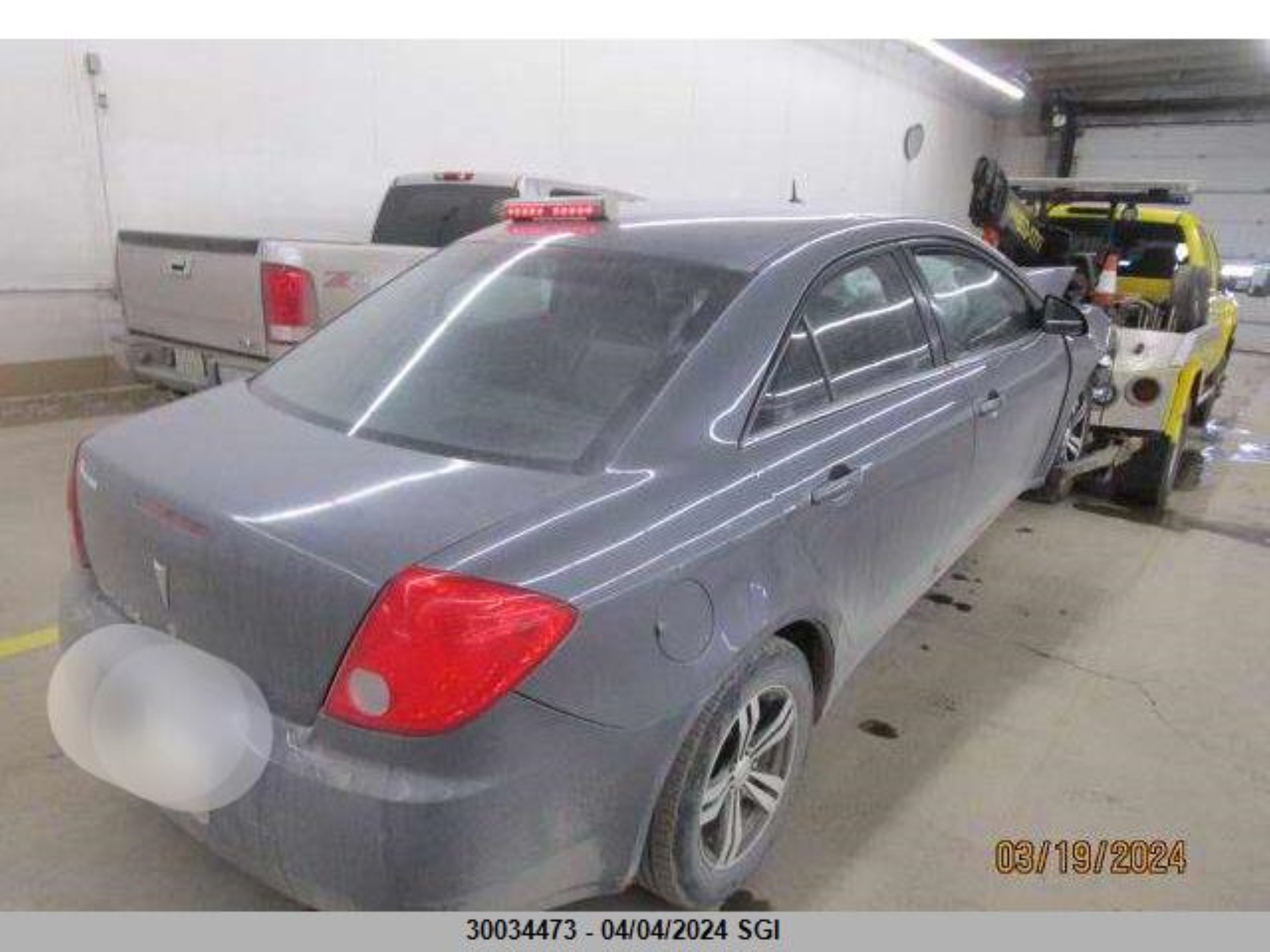 Photo 2 VIN: 1G2ZG57N284184755 - PONTIAC G6 