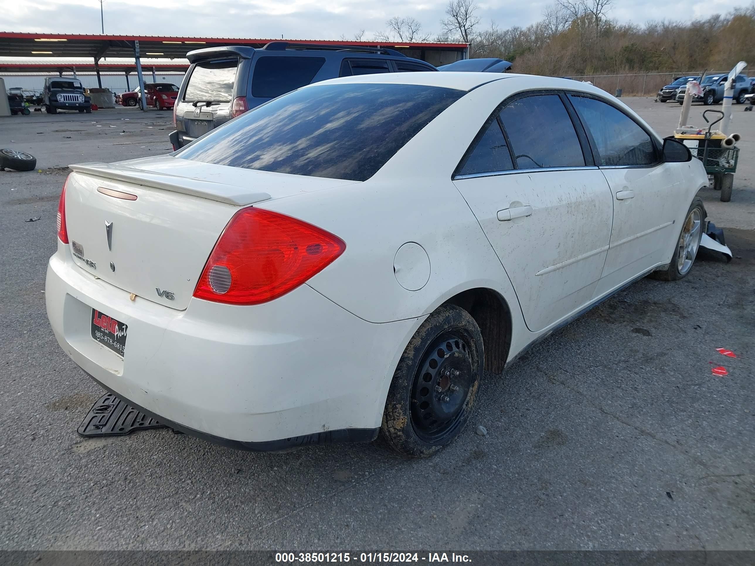 Photo 3 VIN: 1G2ZG57N384125648 - PONTIAC G6 