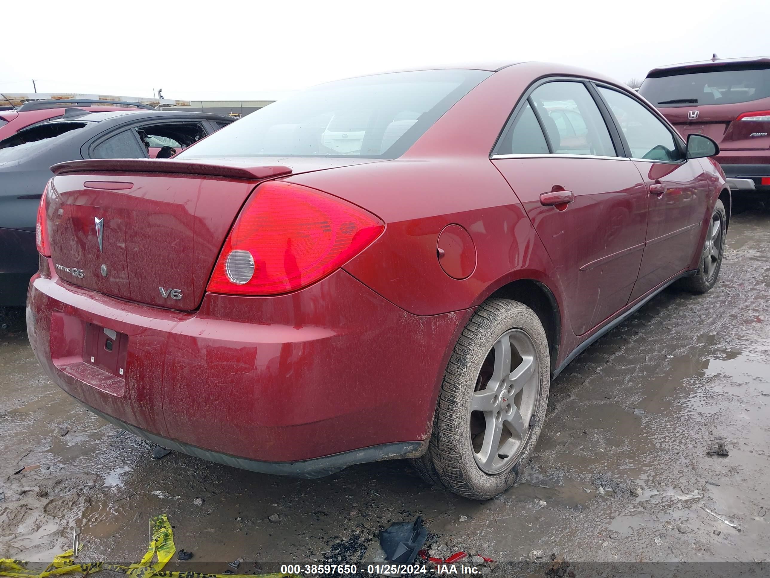 Photo 3 VIN: 1G2ZG57N494117236 - PONTIAC G6 