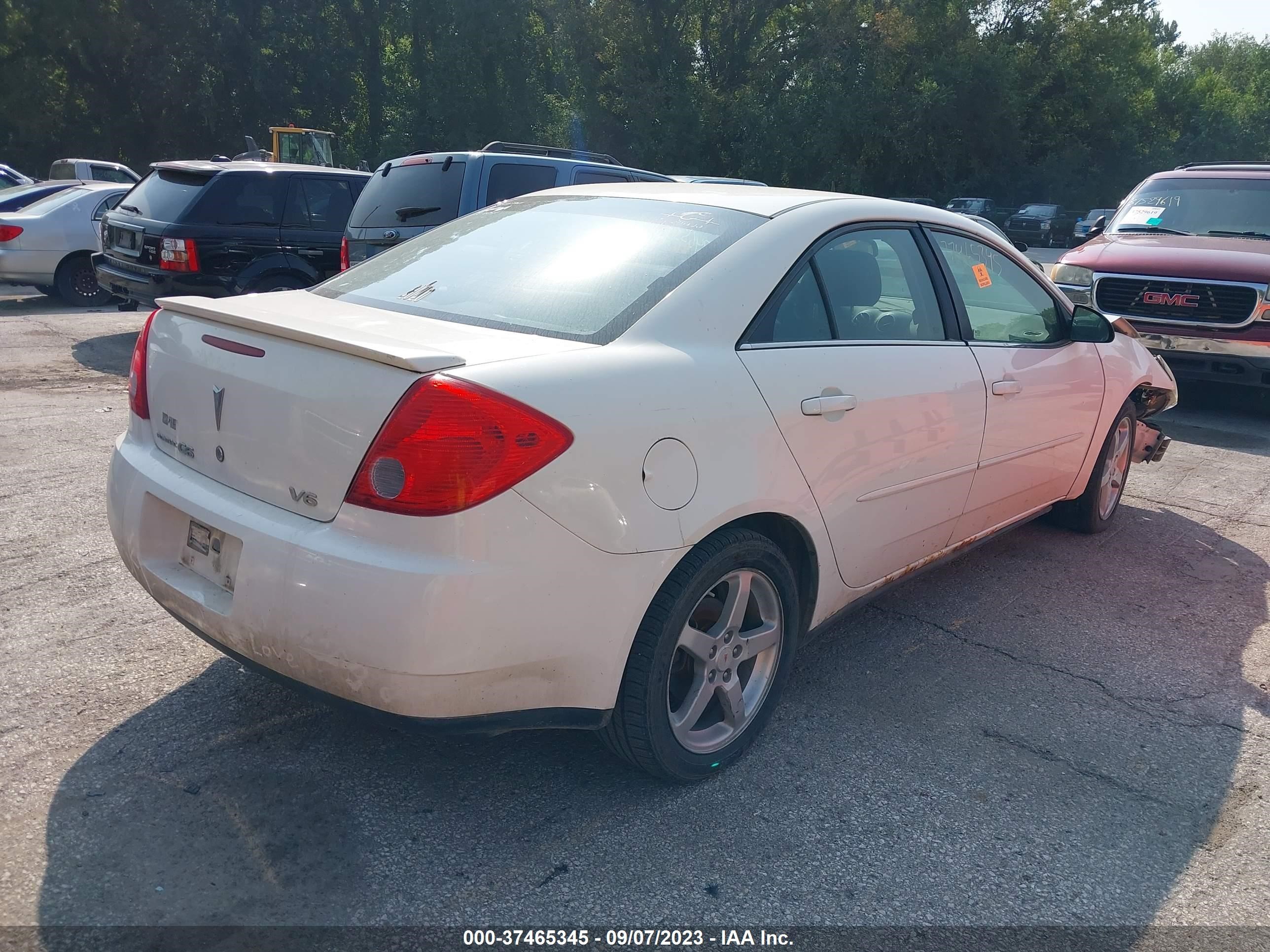 Photo 3 VIN: 1G2ZG57N584100380 - PONTIAC G6 