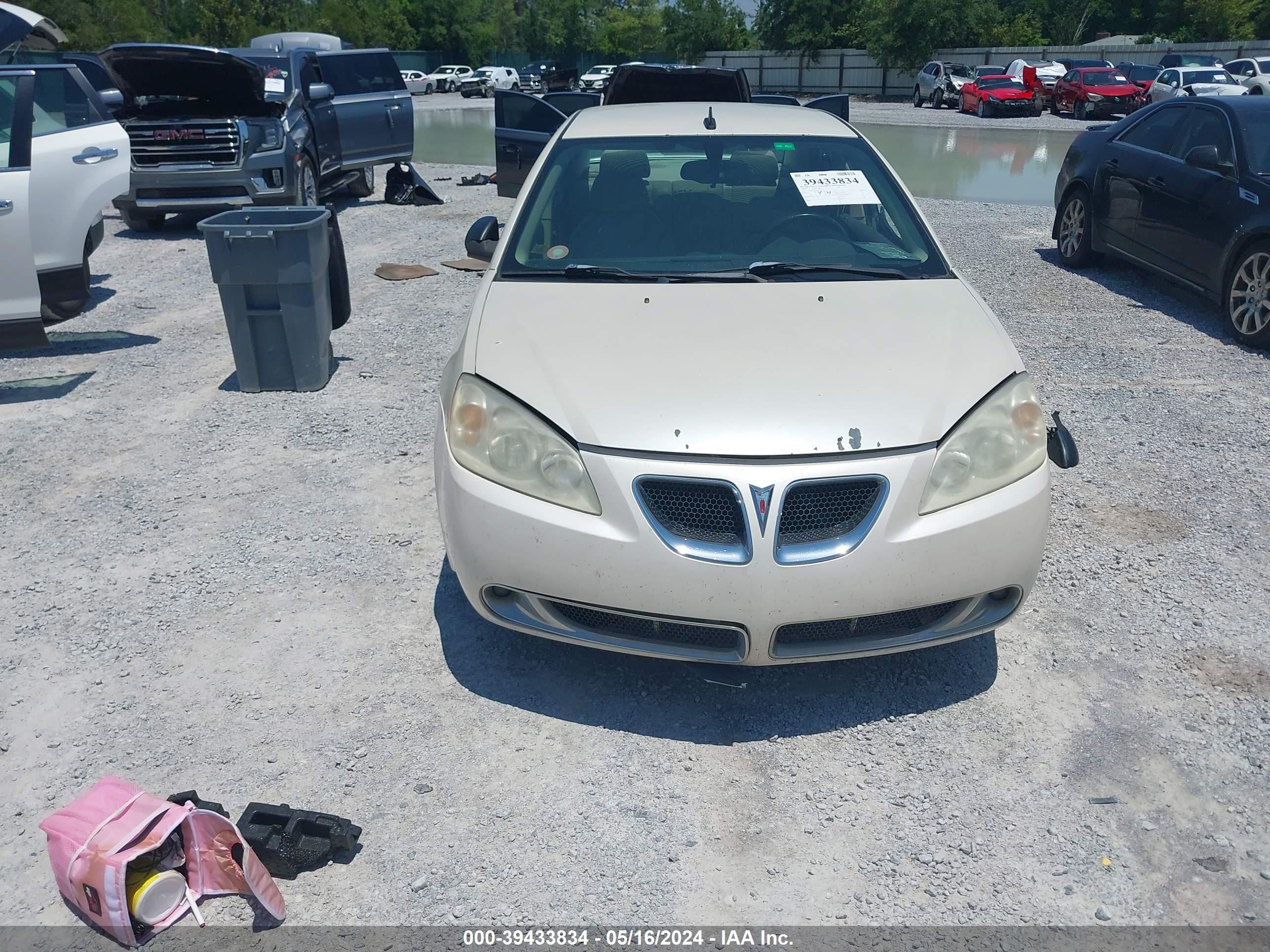 Photo 11 VIN: 1G2ZG57N584274174 - PONTIAC G6 