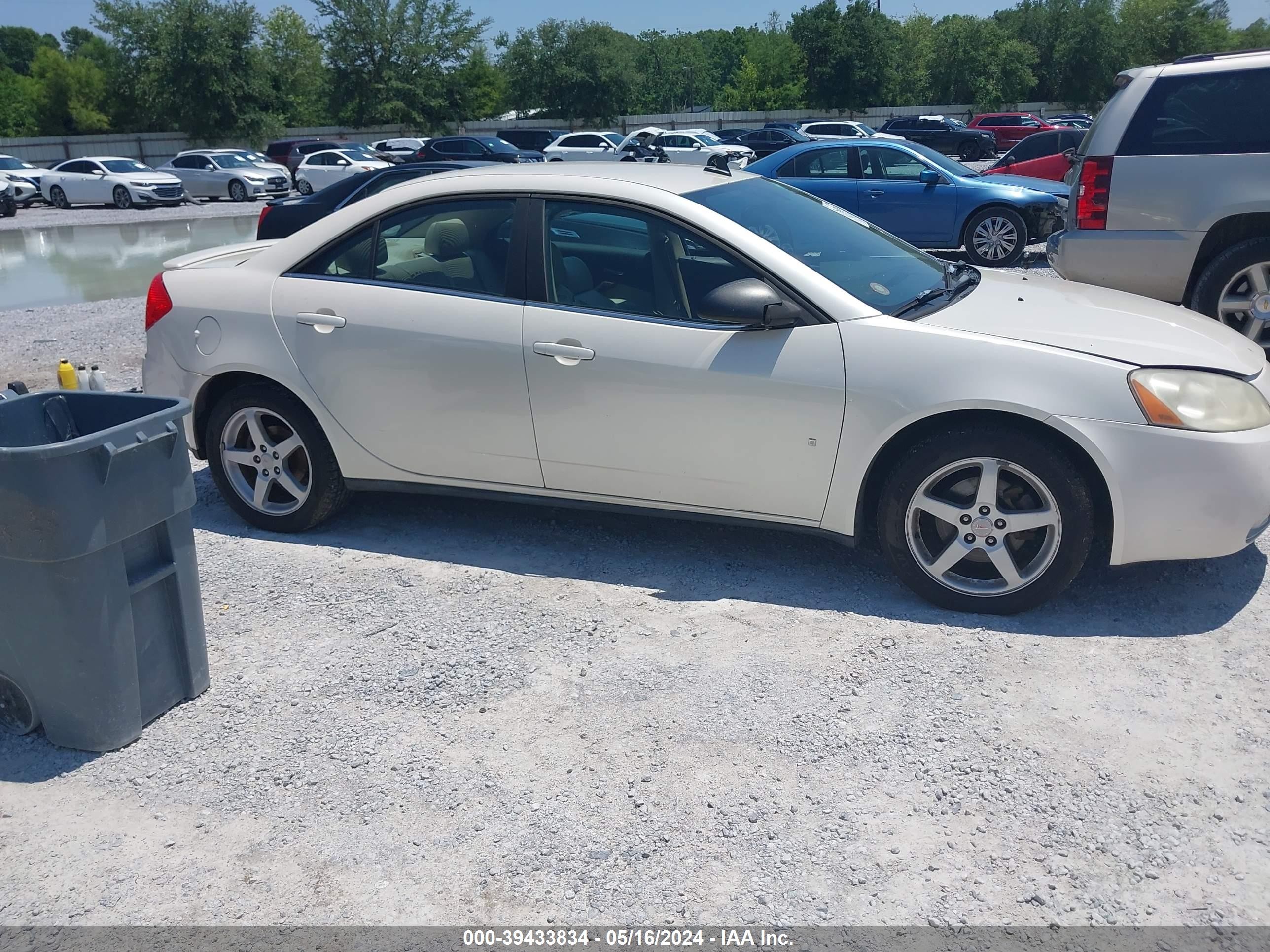 Photo 12 VIN: 1G2ZG57N584274174 - PONTIAC G6 