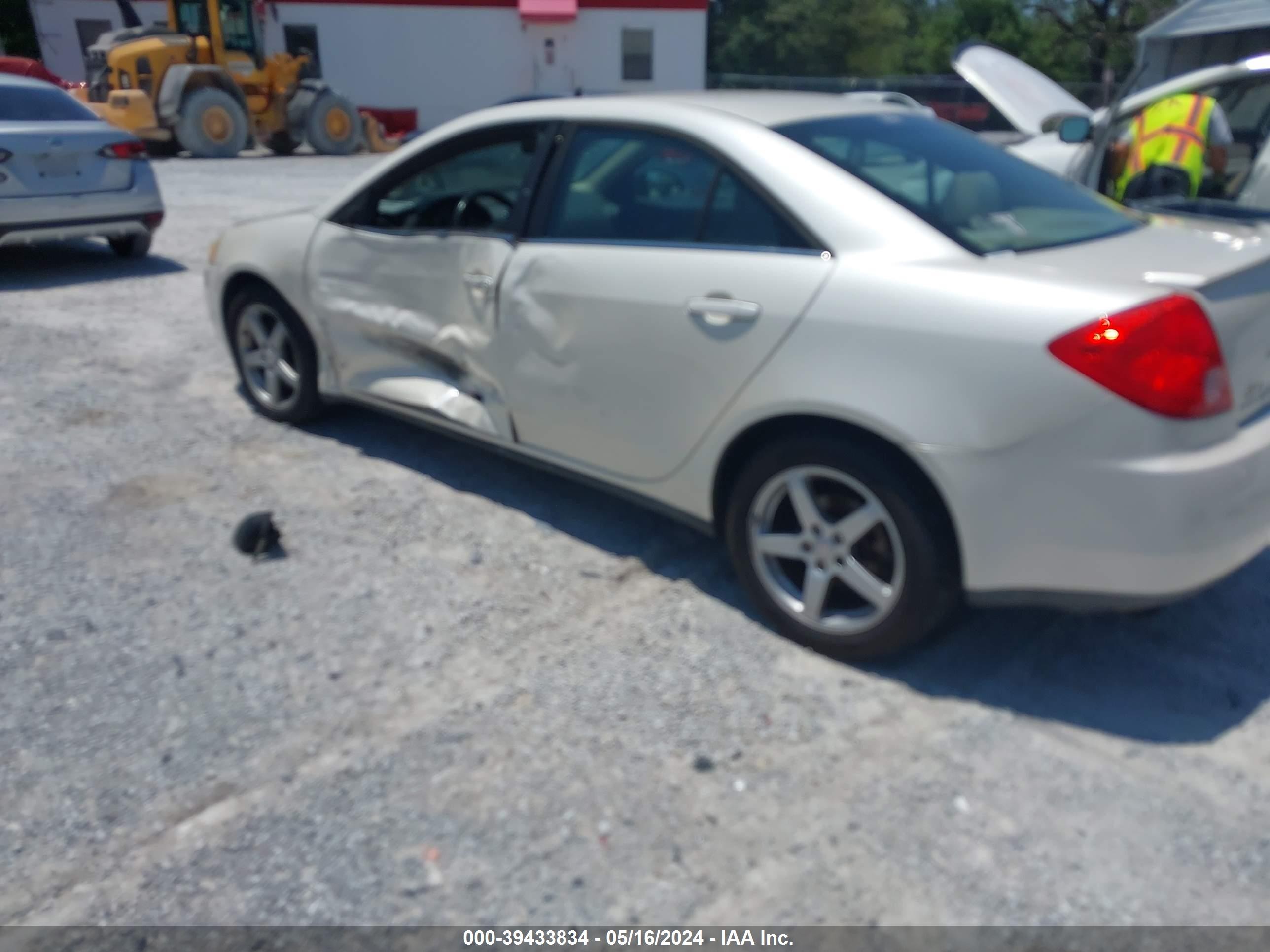 Photo 13 VIN: 1G2ZG57N584274174 - PONTIAC G6 
