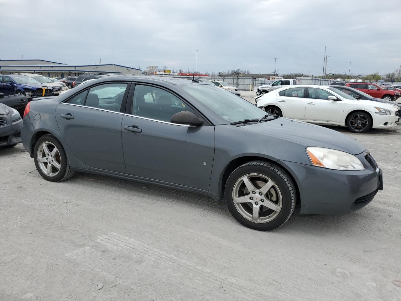 Photo 3 VIN: 1G2ZG57N684146008 - PONTIAC G6 