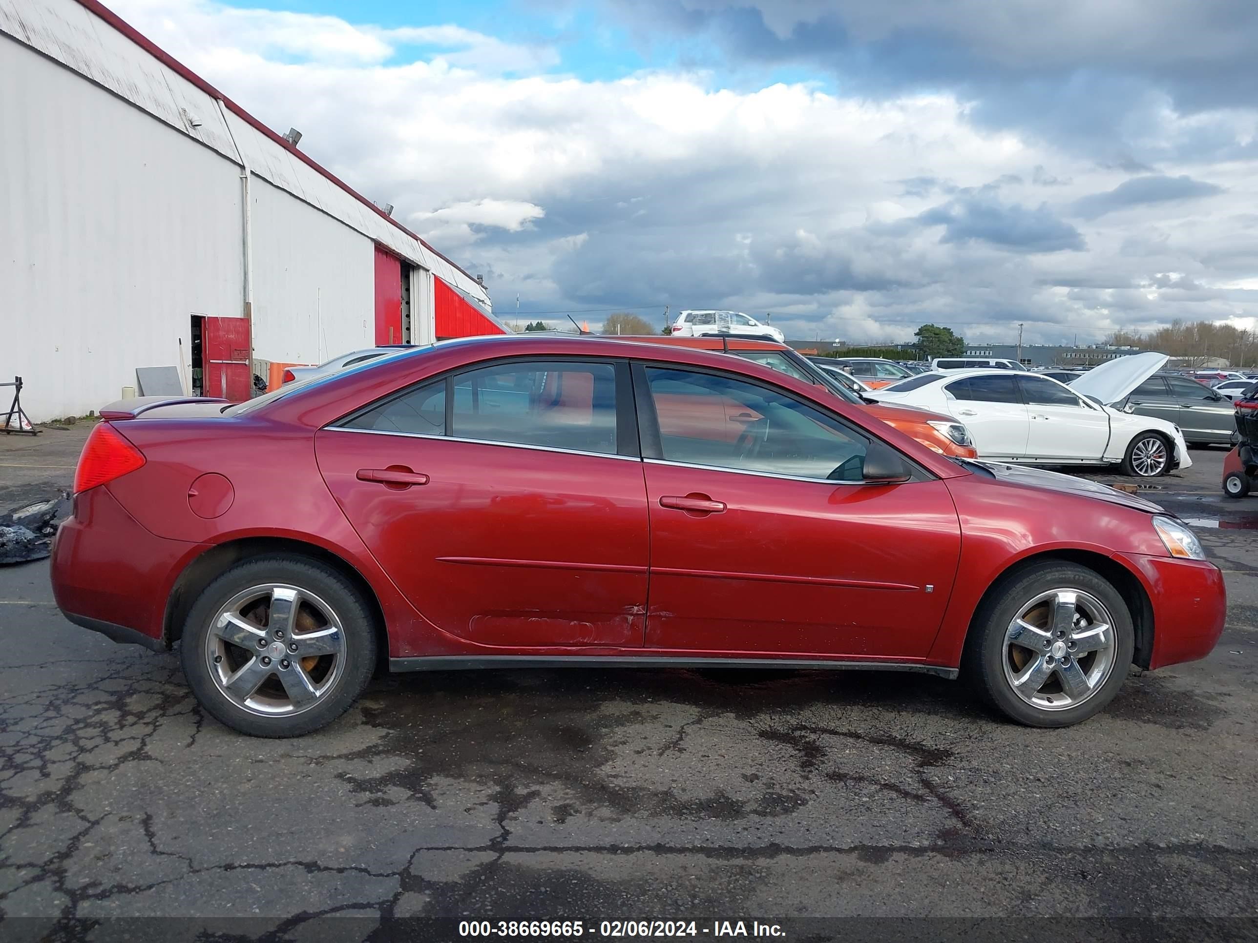 Photo 12 VIN: 1G2ZG57N784119528 - PONTIAC G6 