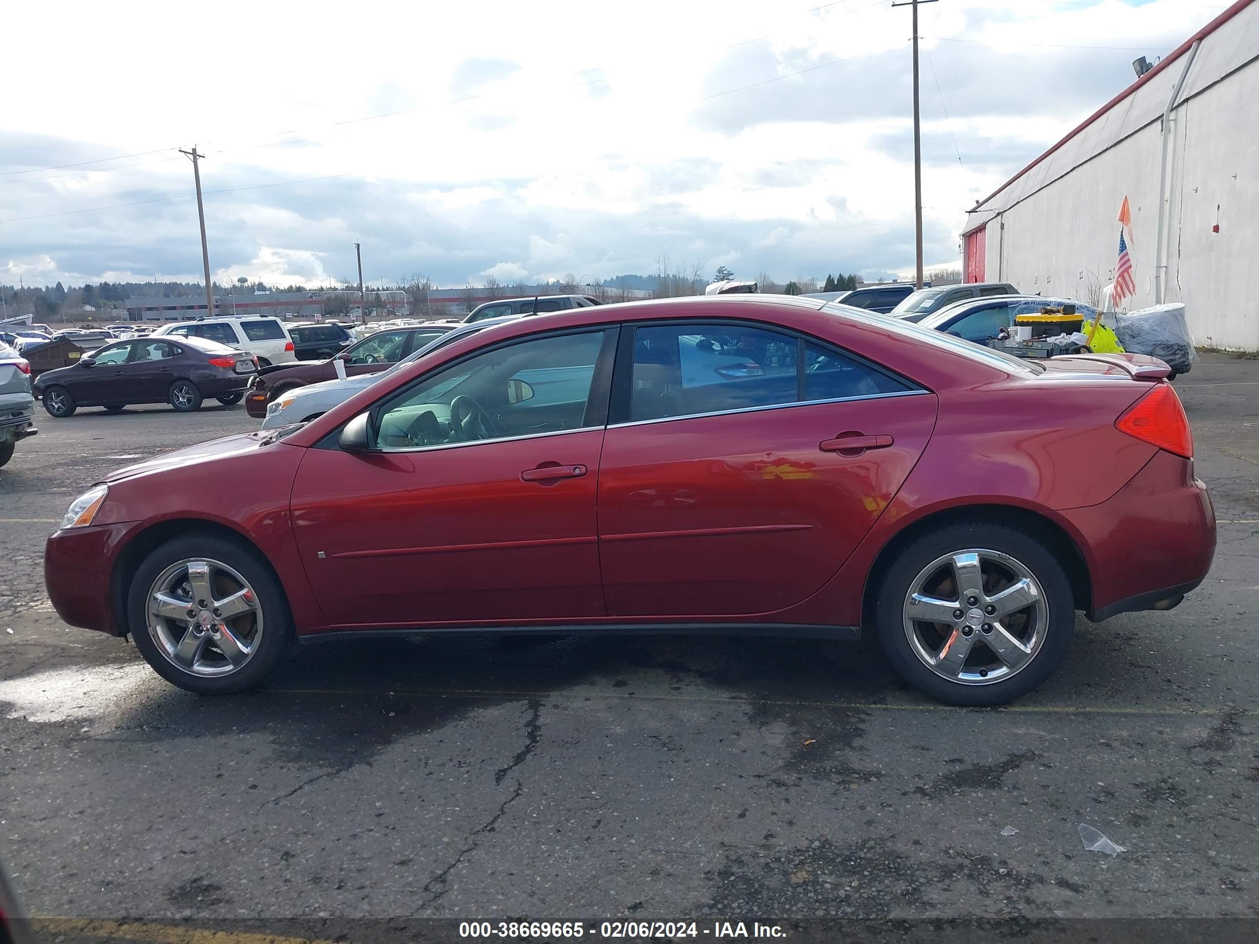 Photo 13 VIN: 1G2ZG57N784119528 - PONTIAC G6 