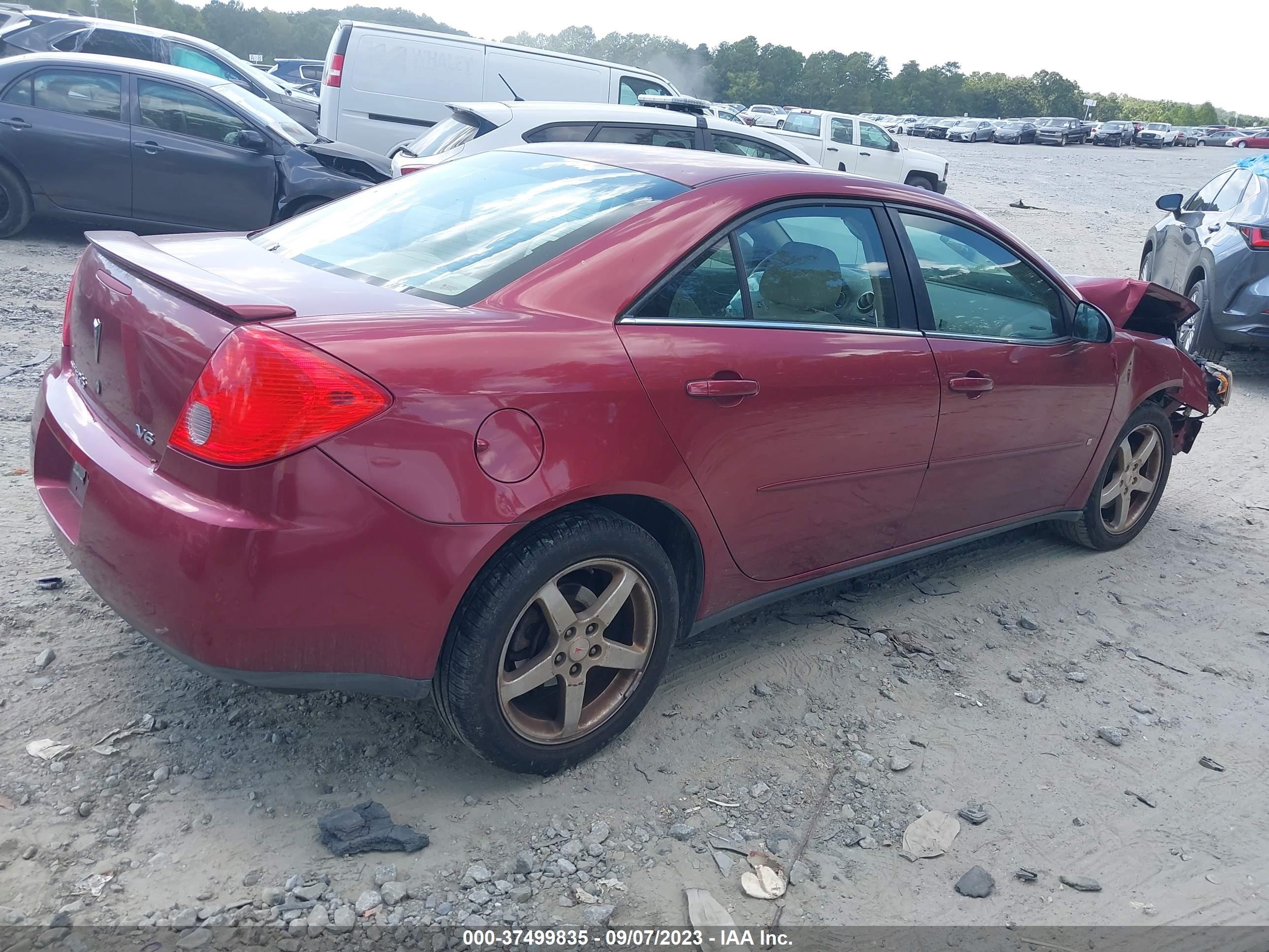 Photo 3 VIN: 1G2ZG57N884118324 - PONTIAC G6 