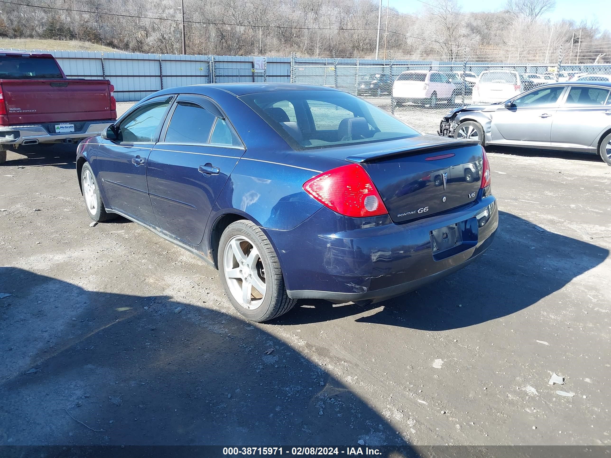 Photo 2 VIN: 1G2ZG57N884149296 - PONTIAC G6 