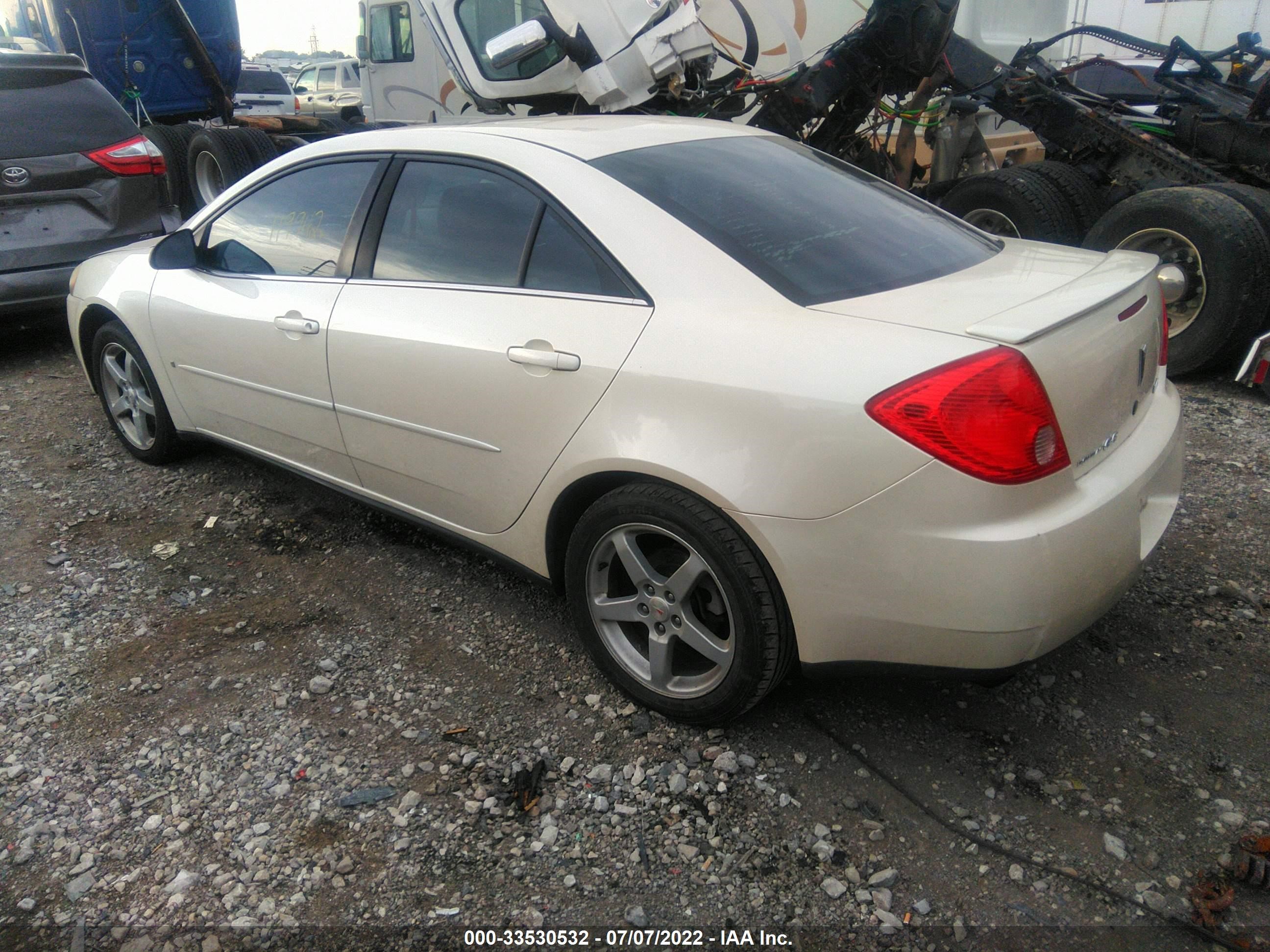 Photo 2 VIN: 1G2ZG57N884207567 - PONTIAC G6 