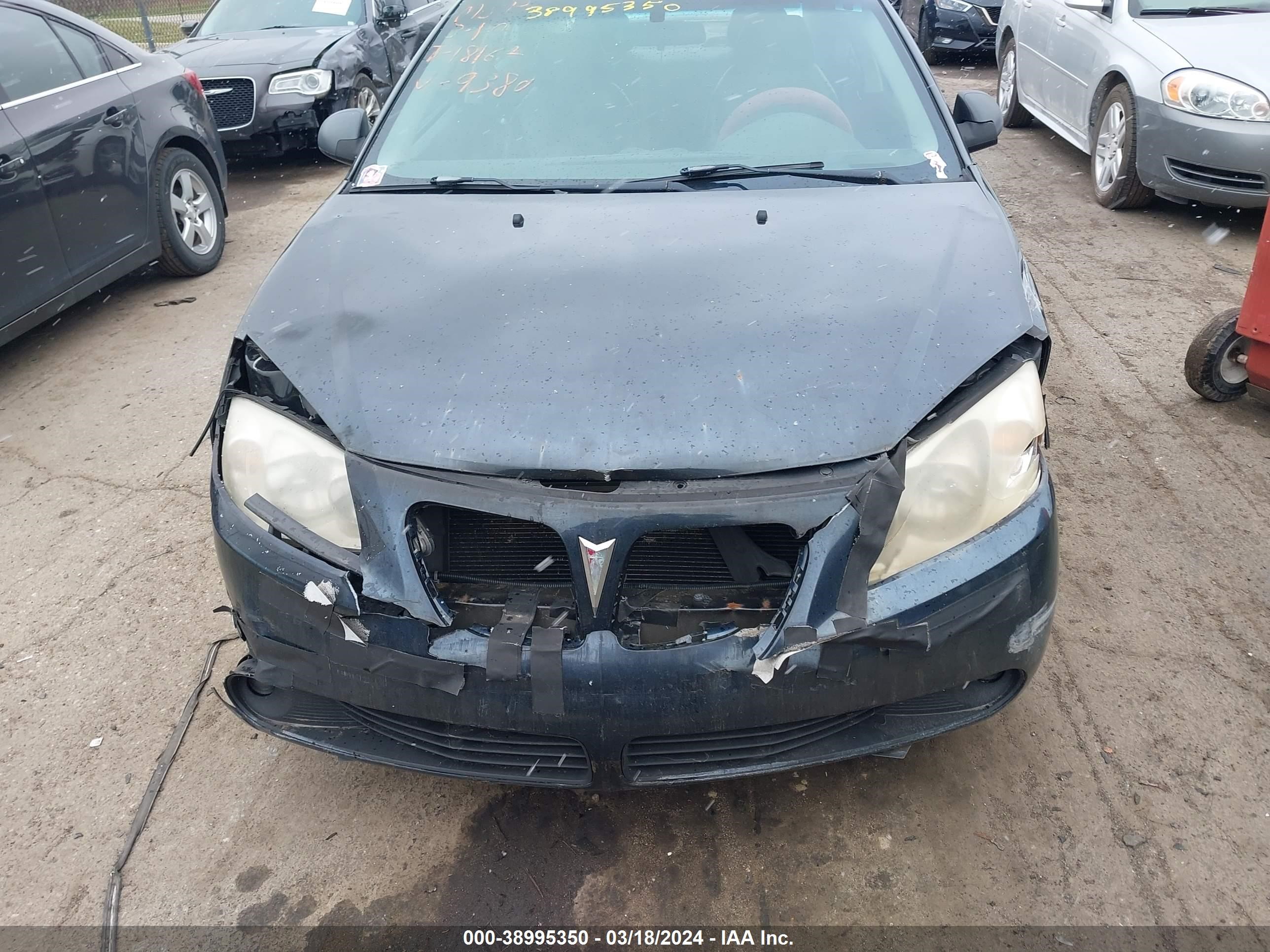 Photo 14 VIN: 1G2ZG57N974129380 - PONTIAC G6 