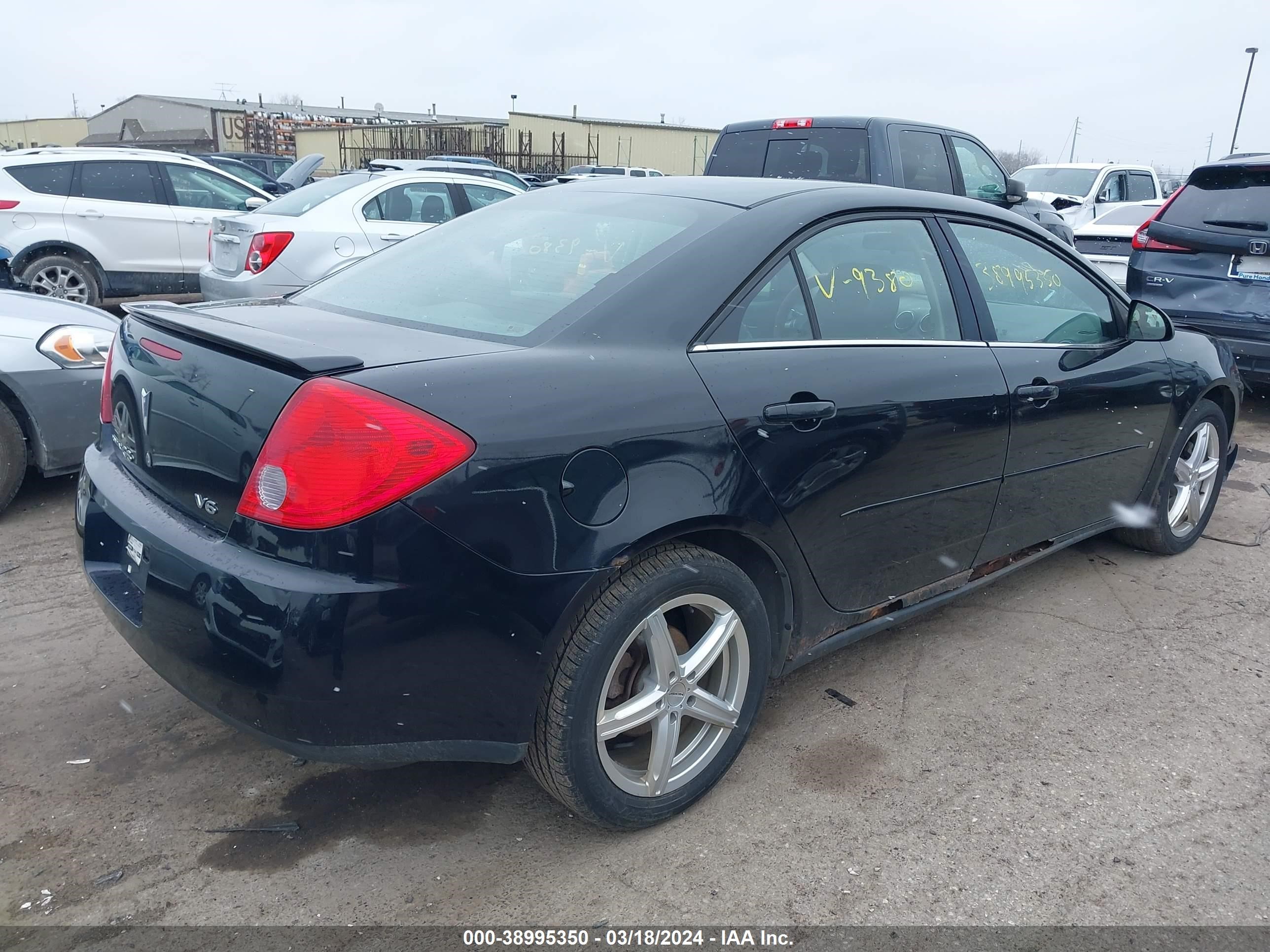 Photo 3 VIN: 1G2ZG57N974129380 - PONTIAC G6 