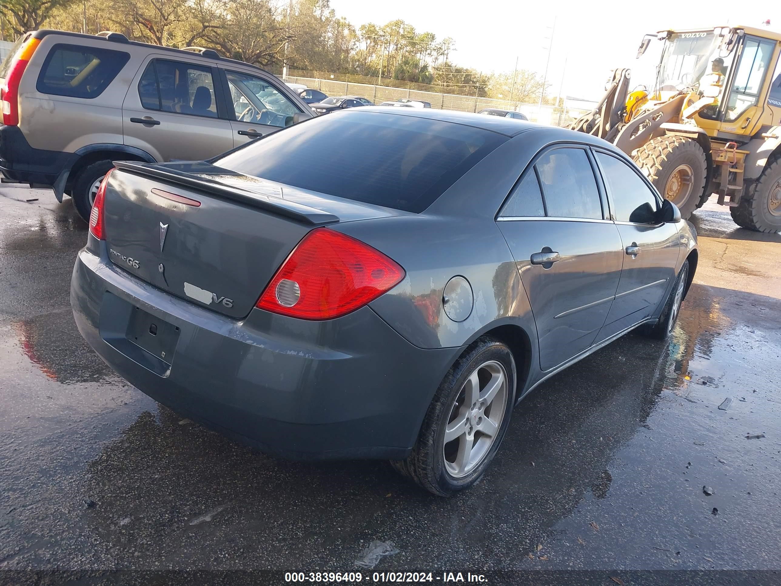 Photo 3 VIN: 1G2ZG57N984129025 - PONTIAC G6 