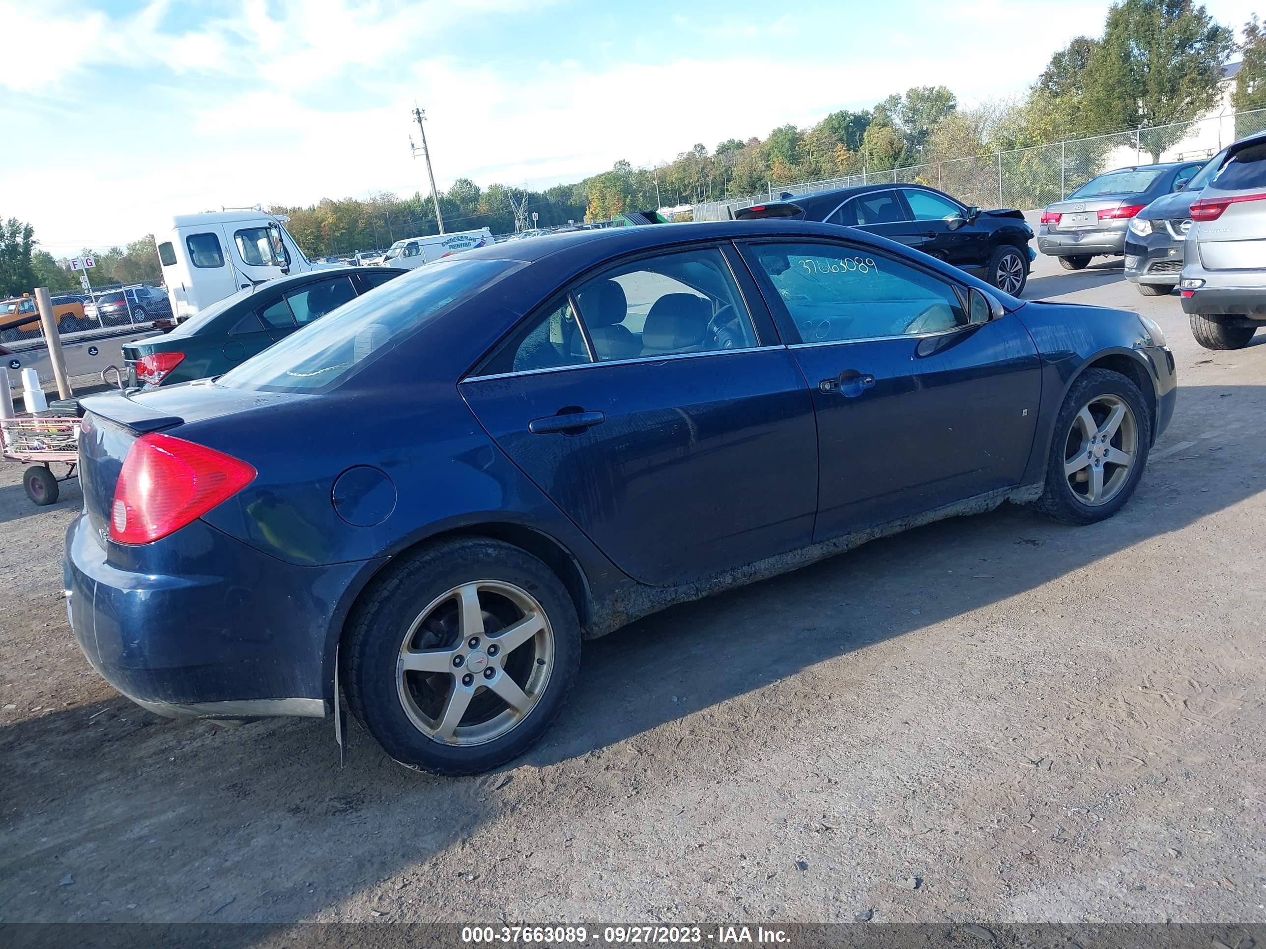 Photo 3 VIN: 1G2ZG57N984218075 - PONTIAC G6 