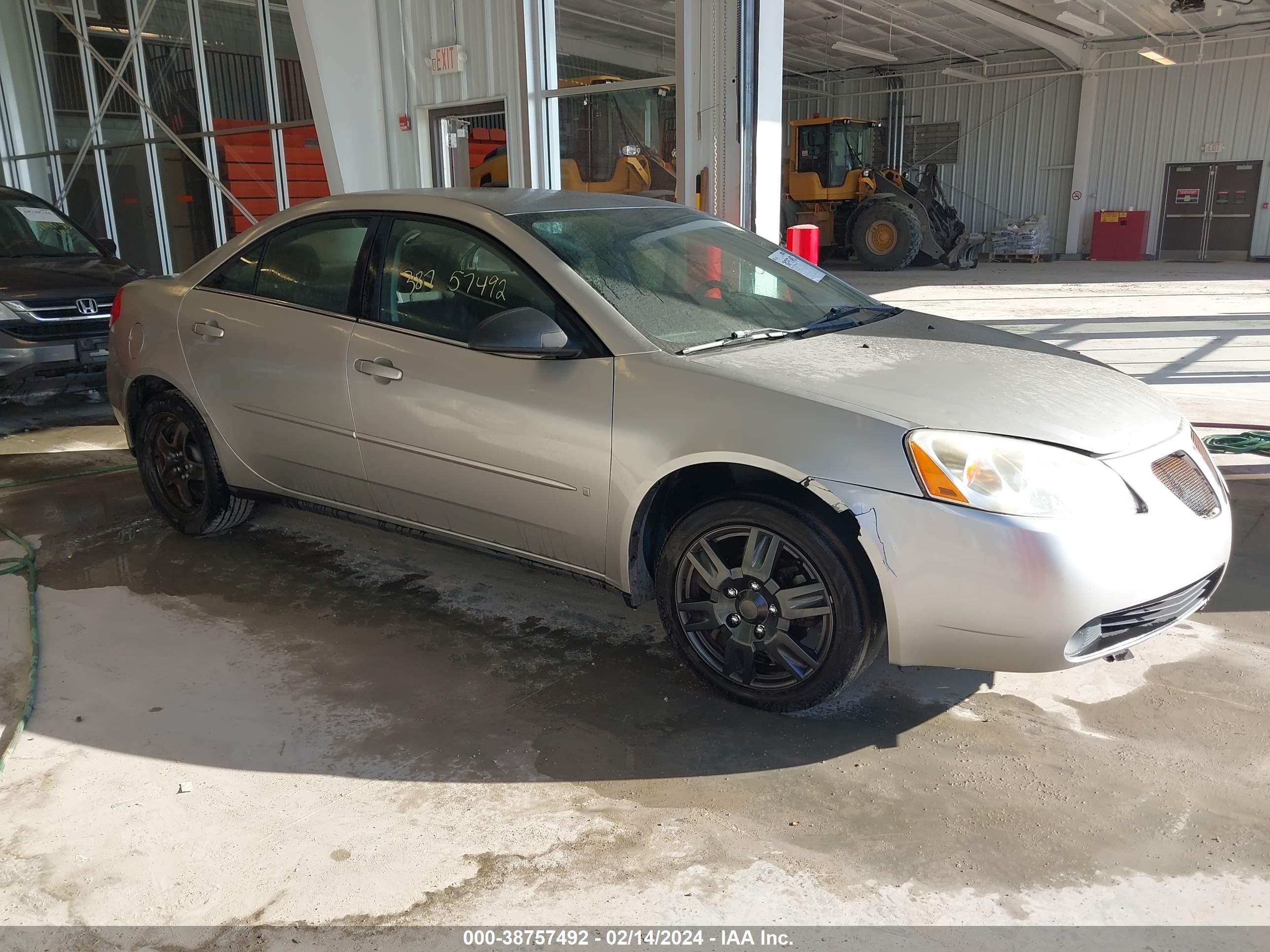 Photo 0 VIN: 1G2ZG58B174272862 - PONTIAC G6 